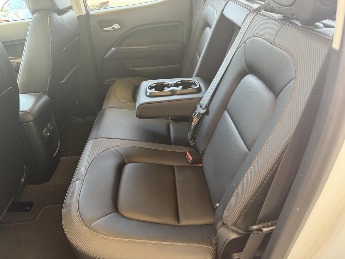 2022 Summit White /Jet Black GMC Canyon AT4 (1GTG6FEN8N1) with an V6 3.6 Liter engine, Automatic 8 Speed transmission, located at 2304 W. Main St., Boise, ID, 83702, (208) 342-7777, 43.622105, -116.218658 - Photo#15