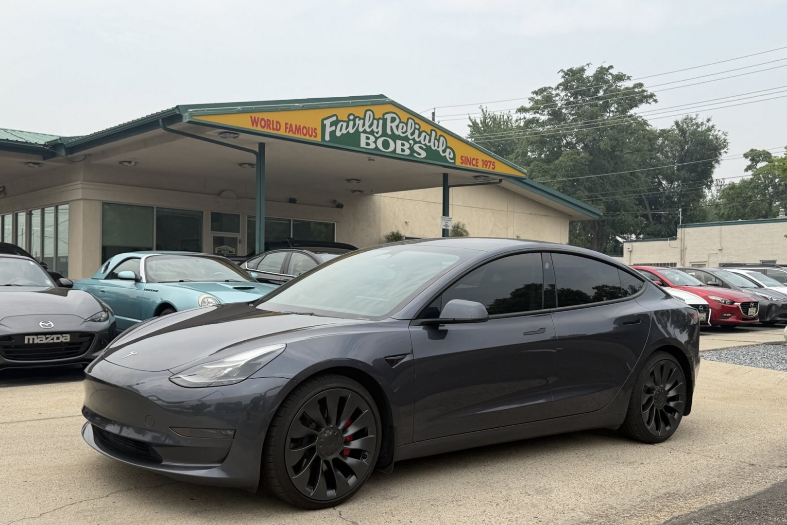 2022 Midnight Silver Metallic /Black Tesla Model 3 Performance (5YJ3E1EC3NF) with an 75 kWh engine, Automatic transmission, located at 2304 W. Main St., Boise, ID, 83702, (208) 342-7777, 43.622105, -116.218658 - All Wheel Drive Performance! Clean And Ready To Go!- Photo#0
