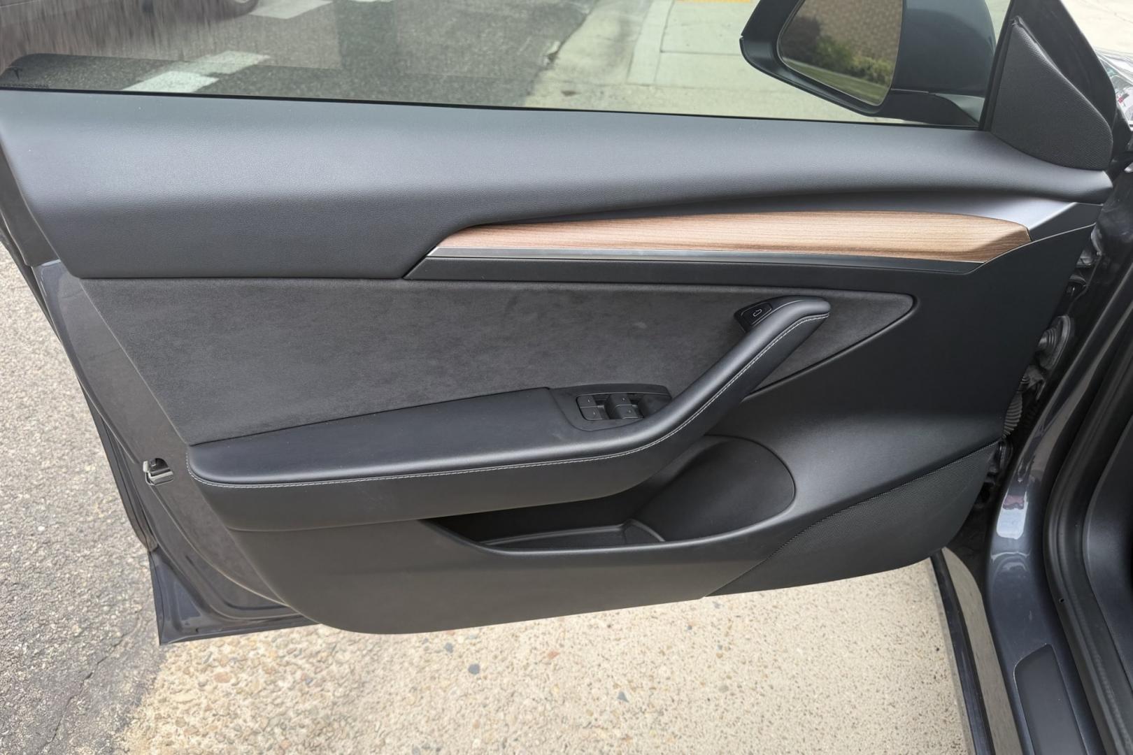 2022 Midnight Silver Metallic /Black Tesla Model 3 Performance (5YJ3E1EC3NF) with an 75 kWh engine, Automatic transmission, located at 2304 W. Main St., Boise, ID, 83702, (208) 342-7777, 43.622105, -116.218658 - All Wheel Drive Performance! Clean And Ready To Go!- Photo#5