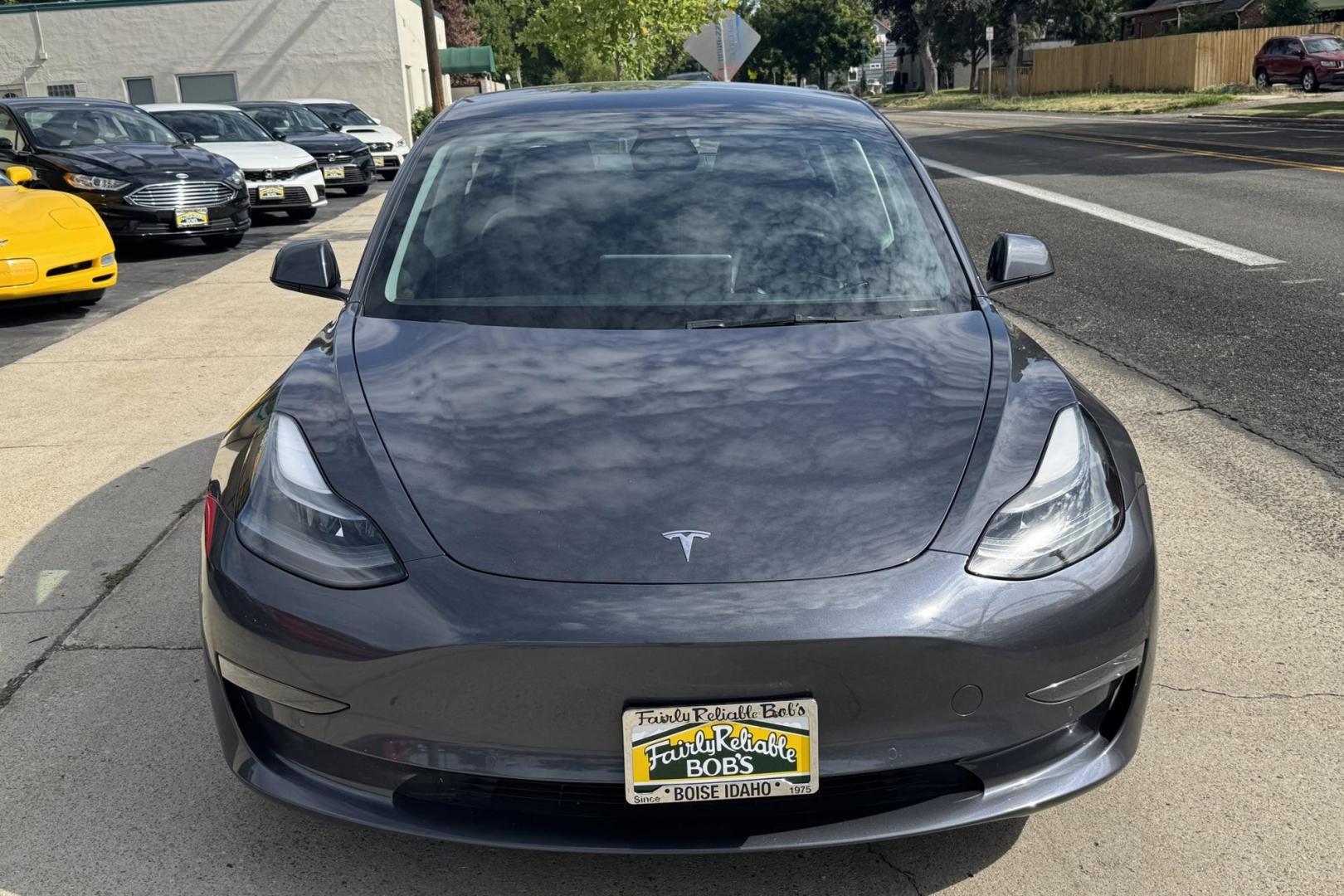 2022 Midnight Silver Metallic /Black Tesla Model 3 Performance (5YJ3E1EC3NF) with an 75 kWh engine, Automatic transmission, located at 2304 W. Main St., Boise, ID, 83702, (208) 342-7777, 43.622105, -116.218658 - All Wheel Drive Performance! Clean And Ready To Go! - Photo#3