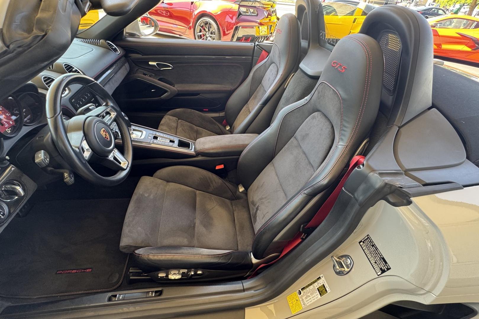 2018 Agate Grey /Black Alacantra Porsche 718 Boxster GTS Roadster (WP0CB2A8XJS) with an 4 Cyl 2.5 Liter Turbo engine, Automatic 7 Speed transmission, located at 2304 W. Main St., Boise, ID, 83702, (208) 342-7777, 43.622105, -116.218658 - Photo#9