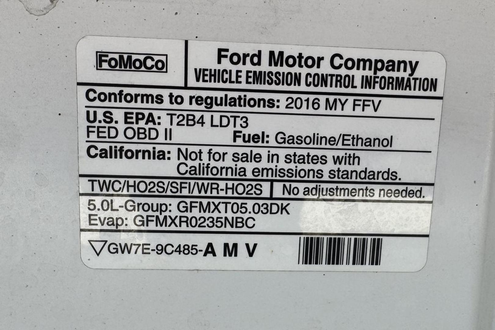 2016 Oxford White /Gray Ford F-150 XLT (1FTFW1EFXGF) with an V8 5.0 Liter engine, Automatic 6 Speed transmission, located at 2304 W. Main St., Boise, ID, 83702, (208) 342-7777, 43.622105, -116.218658 - Nice Truck! Seats 6! - Photo#16