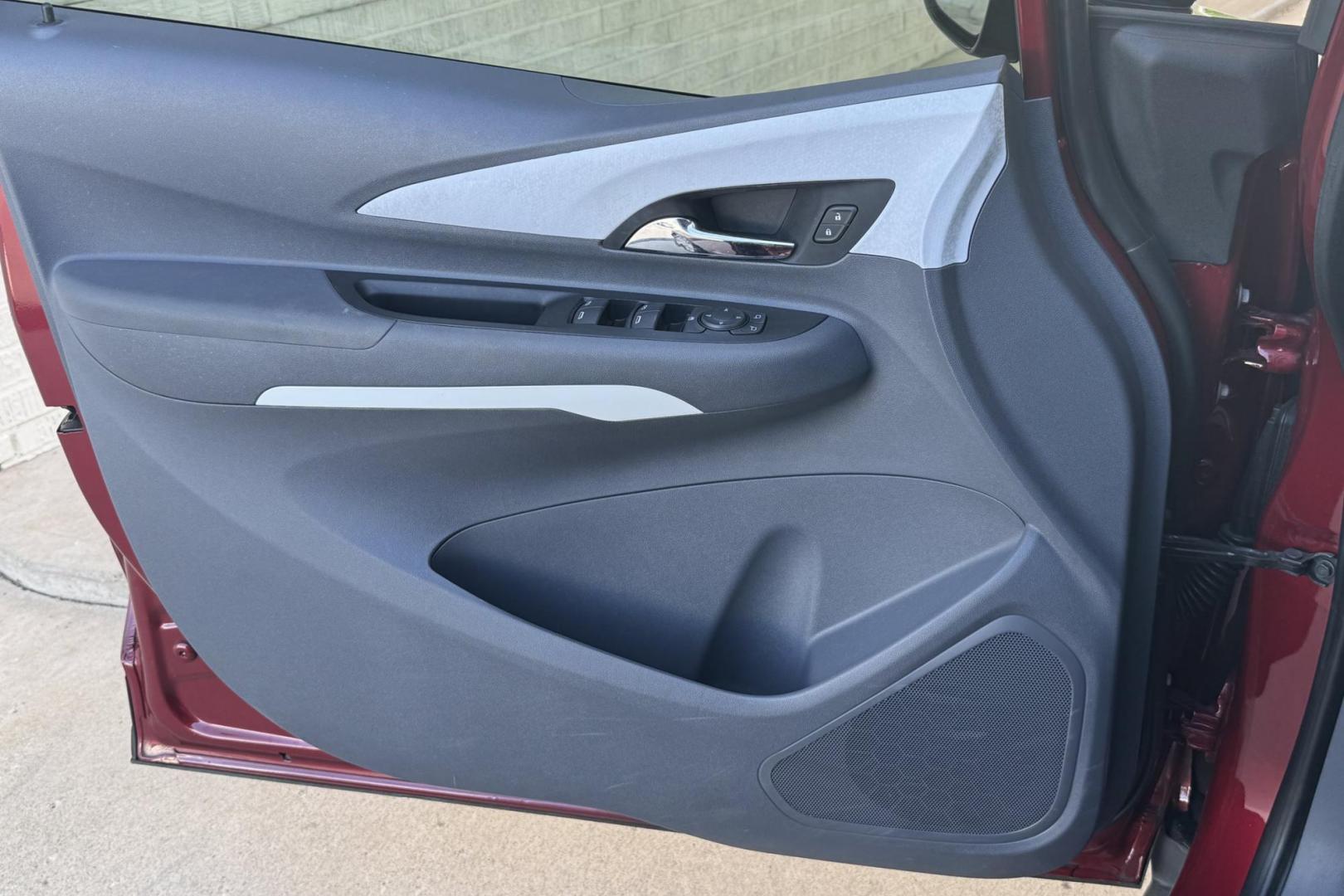 2019 Cajun Red /Gray Chevrolet Bolt LT (1G1FY6S0XK4) with an 60 kWh engine, Automatic transmission, located at 2304 W. Main St., Boise, ID, 83702, (208) 342-7777, 43.622105, -116.218658 - Battery Warranty Until July 18th, 2030 or 115,586 Miles! - Photo#8