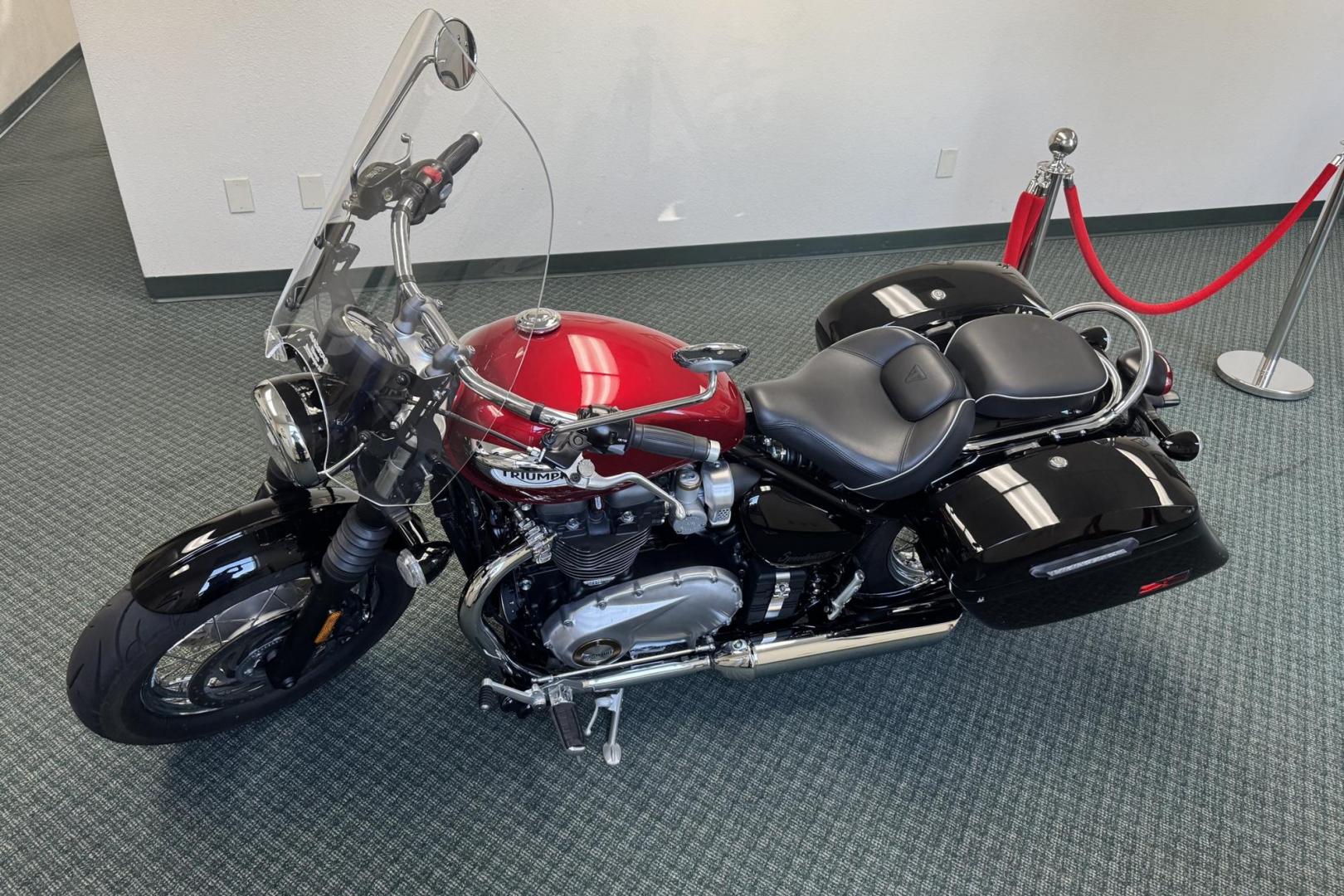 2022 Hopper Red /Black Triumph Bonneville Speedmaster (SMTD46HL6NT) with an 1200cc engine, 6 Speed Manual transmission, located at 2304 W. Main St., Boise, ID, 83702, (208) 342-7777, 43.622105, -116.218658 - One Owner! Idaho Motorcycle! Only 3k Miles! - Photo#2