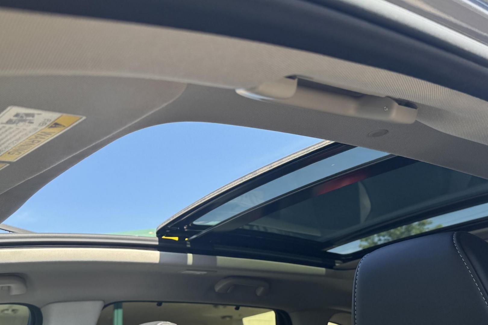 2022 Liquid Carbon Metallic /Ebony Acura MDX Technology (5J8YE1H49NL) with an V6 3.5 Liter engine, Automatic 10 Speed transmission, located at 2304 W. Main St., Boise, ID, 83702, (208) 342-7777, 43.622105, -116.218658 - One Owner Idaho MDX! Must See! Must Drive! - Photo#5