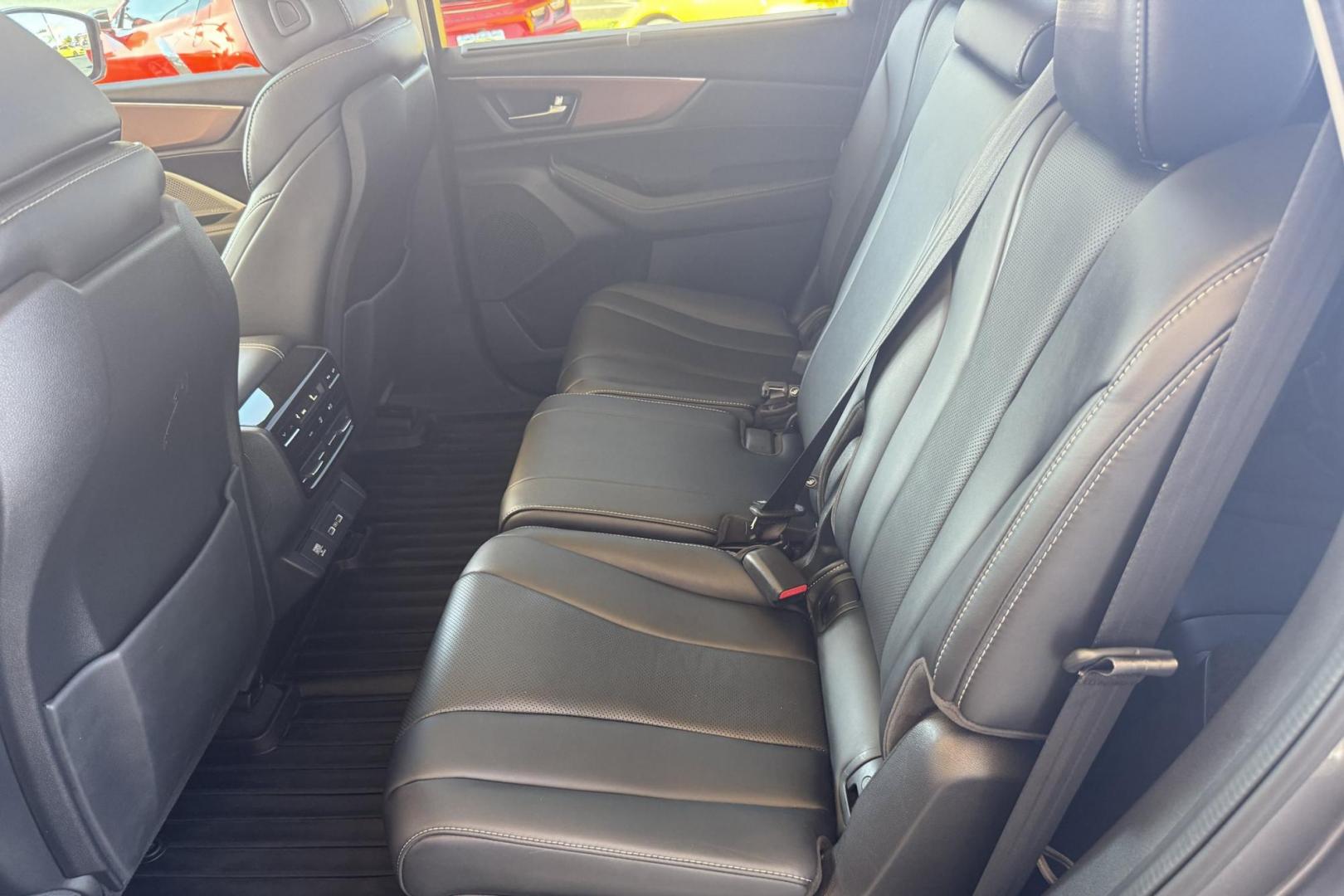2022 Liquid Carbon Metallic /Ebony Acura MDX Technology (5J8YE1H49NL) with an V6 3.5 Liter engine, Automatic 10 Speed transmission, located at 2304 W. Main St., Boise, ID, 83702, (208) 342-7777, 43.622105, -116.218658 - One Owner Idaho MDX! Must See! Must Drive! - Photo#20