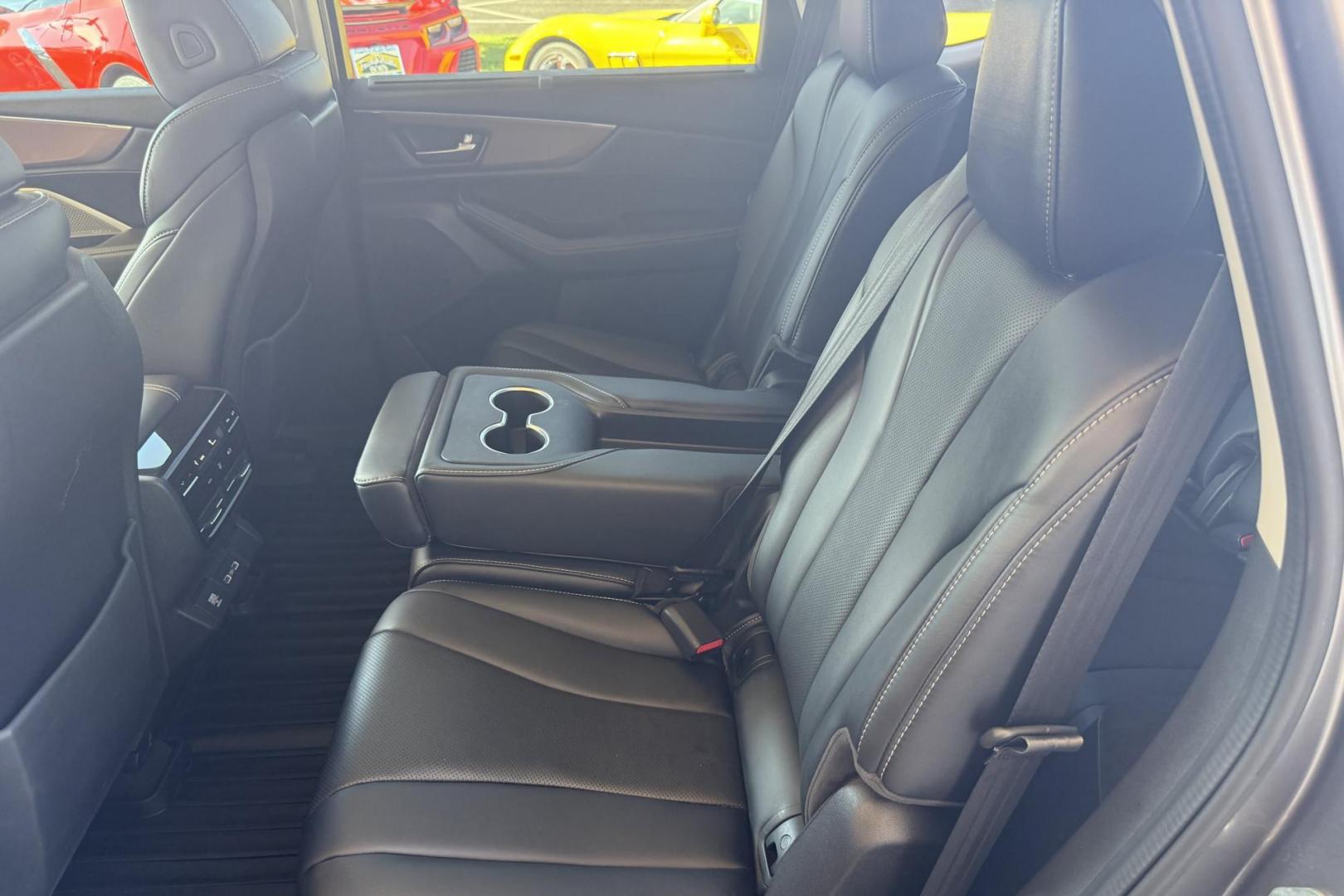 2022 Liquid Carbon Metallic /Ebony Acura MDX Technology (5J8YE1H49NL) with an V6 3.5 Liter engine, Automatic 10 Speed transmission, located at 2304 W. Main St., Boise, ID, 83702, (208) 342-7777, 43.622105, -116.218658 - One Owner Idaho MDX! Must See! Must Drive! - Photo#21