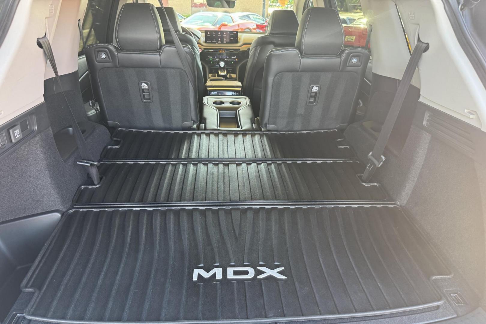 2022 Liquid Carbon Metallic /Ebony Acura MDX Technology (5J8YE1H49NL) with an V6 3.5 Liter engine, Automatic 10 Speed transmission, located at 2304 W. Main St., Boise, ID, 83702, (208) 342-7777, 43.622105, -116.218658 - One Owner Idaho MDX! Must See! Must Drive! - Photo#30