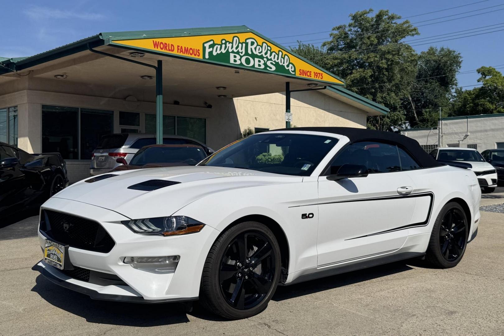 2021 Oxford White /Black Ford Mustang GT Premium (1FATP8FF5M5) with an V8 5.0 Liter engine, Automatic 10 Speed transmission, located at 2304 W. Main St., Boise, ID, 83702, (208) 342-7777, 43.622105, -116.218658 - Incredibly Gorgeous Mustang GT Premium! - Photo#24