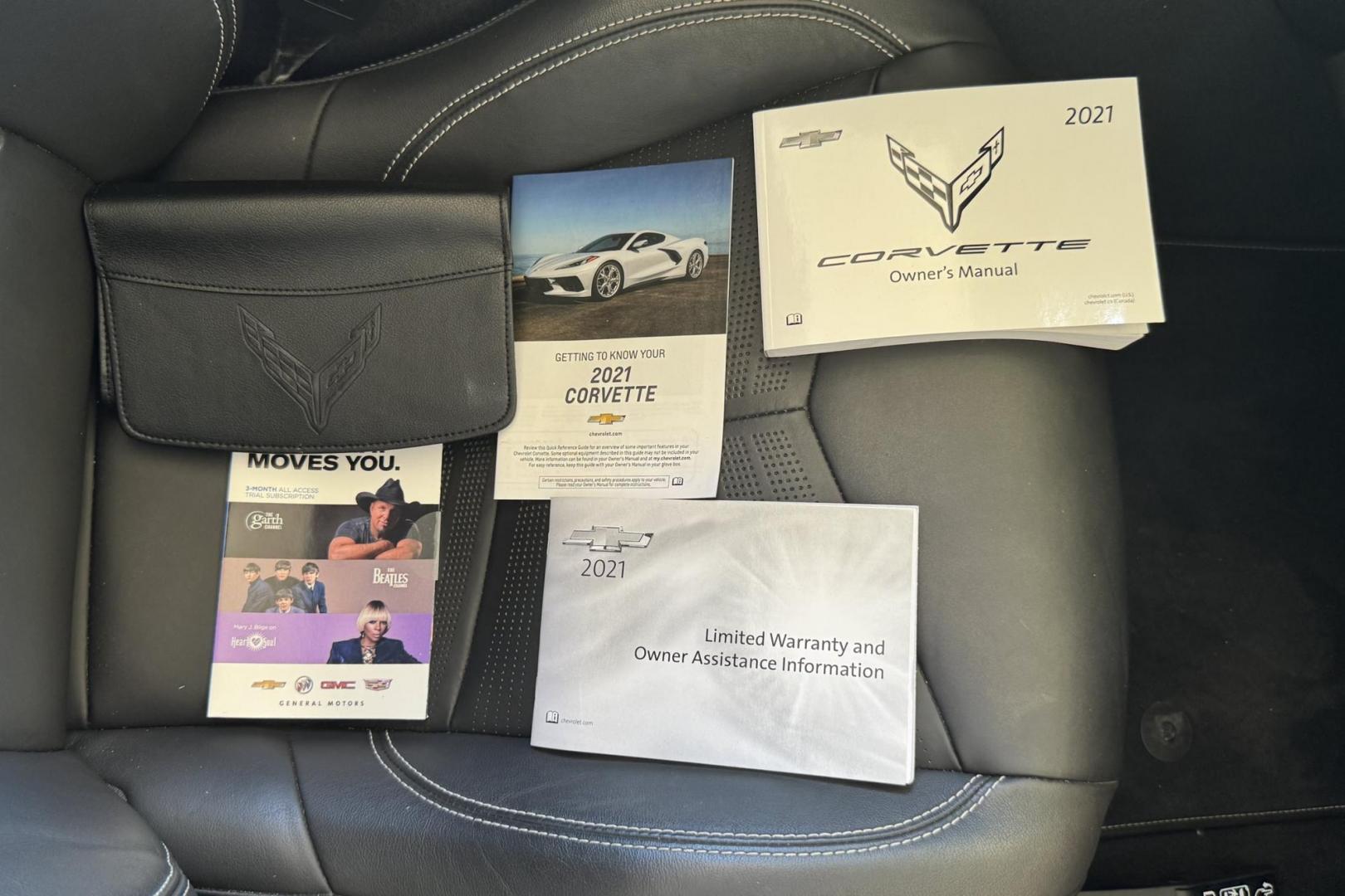 2021 Black /Ebony Chevrolet Corvette Stingray 3LT Z51 (1G1YC2D48M5) with an V8 6.2 Liter engine, Automatic 8 Speed transmission, located at 2304 W. Main St., Boise, ID, 83702, (208) 342-7777, 43.622105, -116.218658 - Photo#24