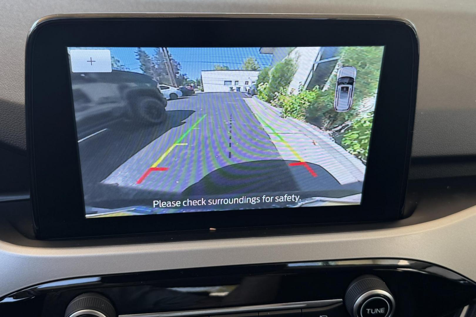 2020 Silver /Black Ford Escape SEL (1FMCU9H6XLU) with an 3 Cyl 1.5 LIter Turbo engine, Automatic 8 Speed transmission, located at 2304 W. Main St., Boise, ID, 83702, (208) 342-7777, 43.622105, -116.218658 - Photo#5