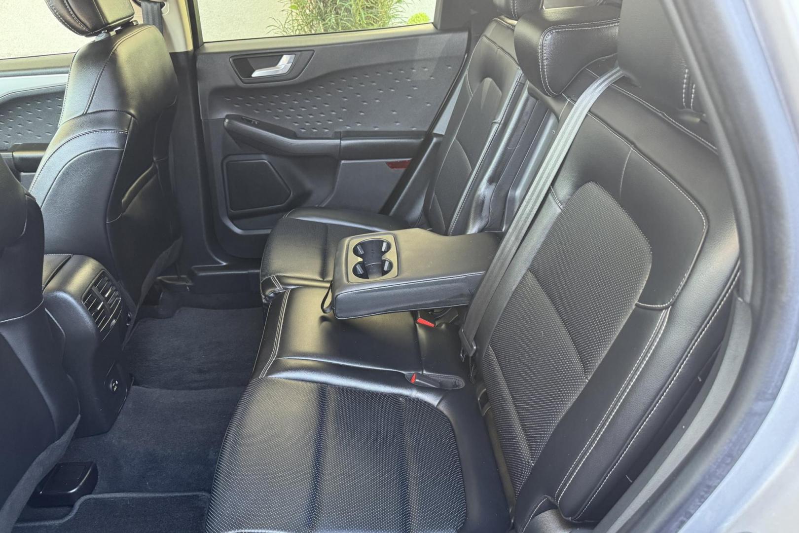 2020 Silver /Black Ford Escape SEL (1FMCU9H6XLU) with an 3 Cyl 1.5 LIter Turbo engine, Automatic 8 Speed transmission, located at 2304 W. Main St., Boise, ID, 83702, (208) 342-7777, 43.622105, -116.218658 - Photo#13