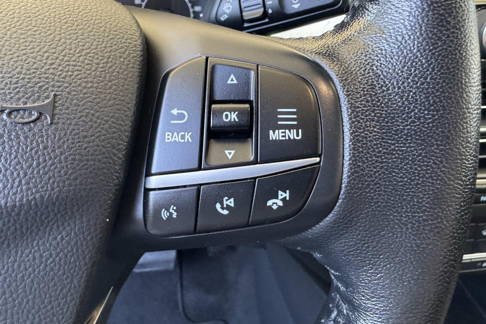 2020 Silver /Black Ford Escape SEL (1FMCU9H6XLU) with an 3 Cyl 1.5 LIter Turbo engine, Automatic 8 Speed transmission, located at 2304 W. Main St., Boise, ID, 83702, (208) 342-7777, 43.622105, -116.218658 - Photo#16
