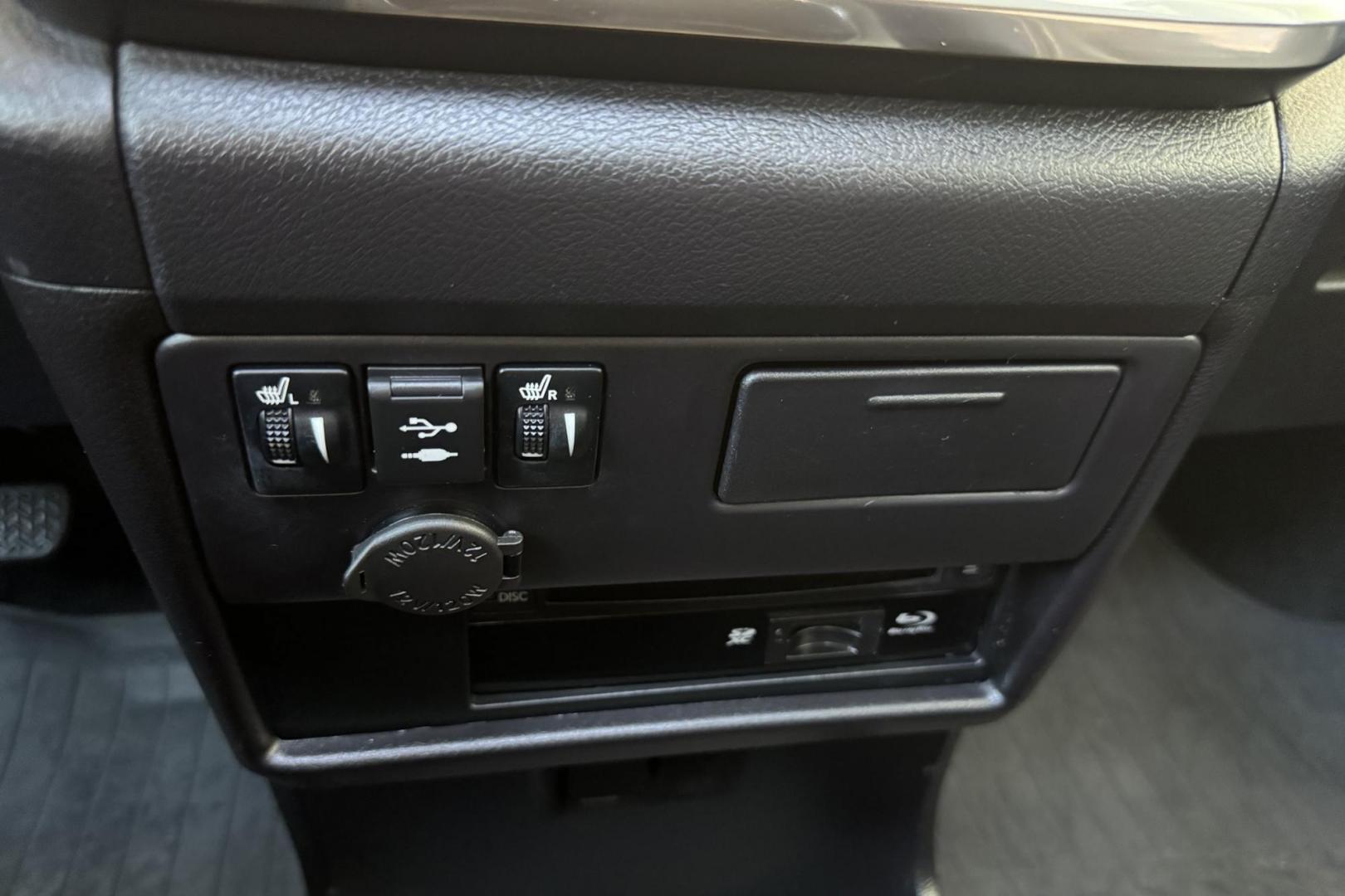 2019 Predawn Mica /Black Toyota Sienna SE Premium (5TDEZ3DC8KS) with an V6 3.5 Liter engine, Automatic 8 Speed transmission, located at 2304 W. Main St., Boise, ID, 83702, (208) 342-7777, 43.622105, -116.218658 - New Tires! Blue Ray Player! All Wheel Drive! Clean One Owner Idaho Car! - Photo#10
