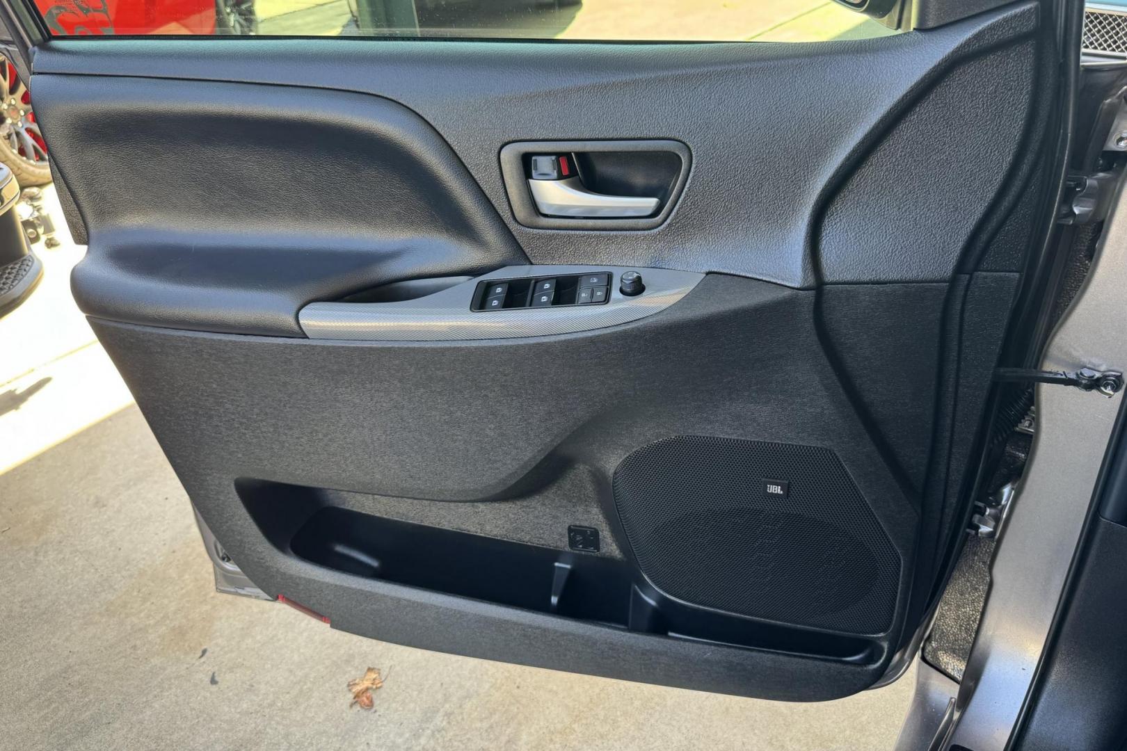 2019 Predawn Mica /Black Toyota Sienna SE Premium (5TDEZ3DC8KS) with an V6 3.5 Liter engine, Automatic 8 Speed transmission, located at 2304 W. Main St., Boise, ID, 83702, (208) 342-7777, 43.622105, -116.218658 - New Tires! Blue Ray Player! All Wheel Drive! Clean One Owner Idaho Car! - Photo#11