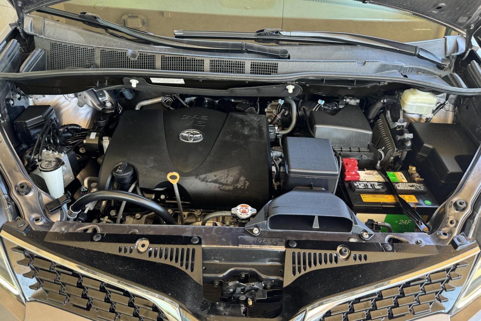 2019 Predawn Mica /Black Toyota Sienna SE Premium (5TDEZ3DC8KS) with an V6 3.5 Liter engine, Automatic 8 Speed transmission, located at 2304 W. Main St., Boise, ID, 83702, (208) 342-7777, 43.622105, -116.218658 - New Tires! Blue Ray Player! All Wheel Drive! Clean One Owner Idaho Car! - Photo#21