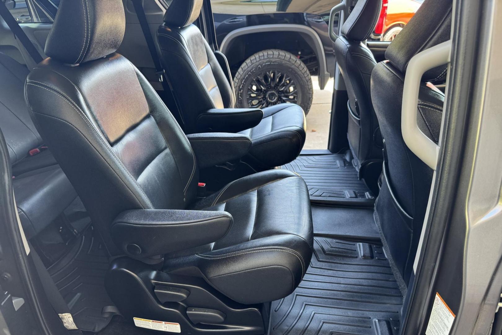 2019 Predawn Mica /Black Toyota Sienna SE Premium (5TDEZ3DC8KS) with an V6 3.5 Liter engine, Automatic 8 Speed transmission, located at 2304 W. Main St., Boise, ID, 83702, (208) 342-7777, 43.622105, -116.218658 - New Tires! Blue Ray Player! All Wheel Drive! Clean One Owner Idaho Car! - Photo#23