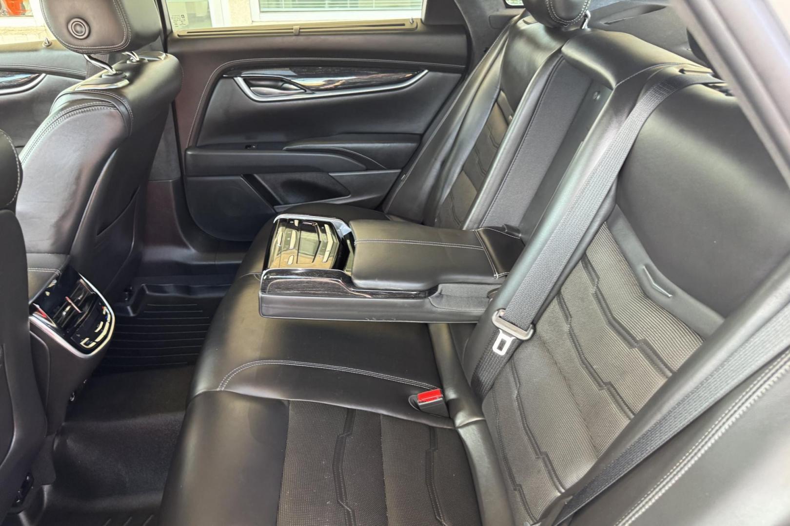 2018 Crystal White Tricoat /Jet Black Cadillac XTS Vsport Platinum AWD (2G61W5S89J9) with an V6 3.6 Liter Twin Turbo engine, Automatic 6 Speed transmission, located at 2304 W. Main St., Boise, ID, 83702, (208) 342-7777, 43.622105, -116.218658 - Performance, Comfort, Handling And All Wheel Drive! - Photo#9