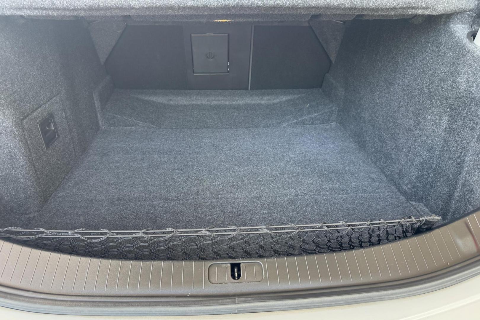 2018 Crystal White Tricoat /Jet Black Cadillac XTS Vsport Platinum AWD (2G61W5S89J9) with an V6 3.6 Liter Twin Turbo engine, Automatic 6 Speed transmission, located at 2304 W. Main St., Boise, ID, 83702, (208) 342-7777, 43.622105, -116.218658 - Performance, Comfort, Handling And All Wheel Drive! - Photo#21
