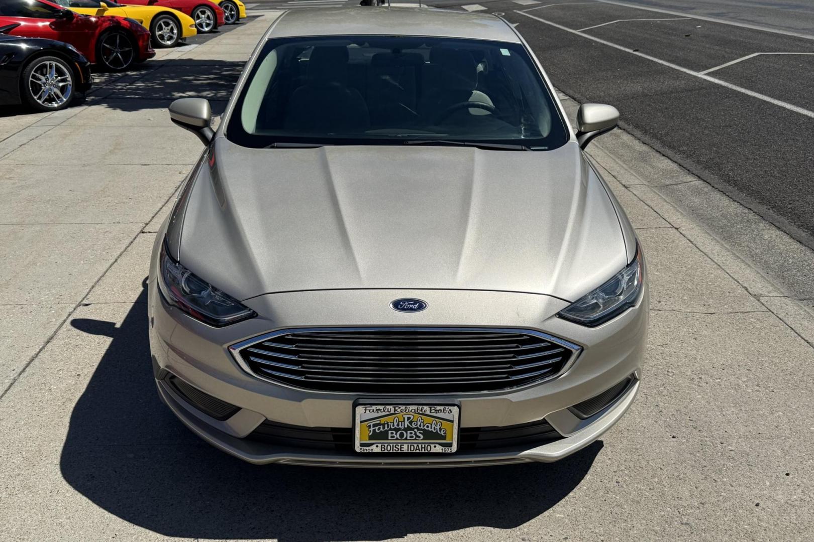 2018 Sandstone /Tan Ford Fusion (3FA6P0UU3JR) with an 4 Cyl 2.0 Liter Hybrid engine, Automatic transmission, located at 2304 W. Main St., Boise, ID, 83702, (208) 342-7777, 43.622105, -116.218658 - Only 6k Miles! Ready To Go! - Photo#3