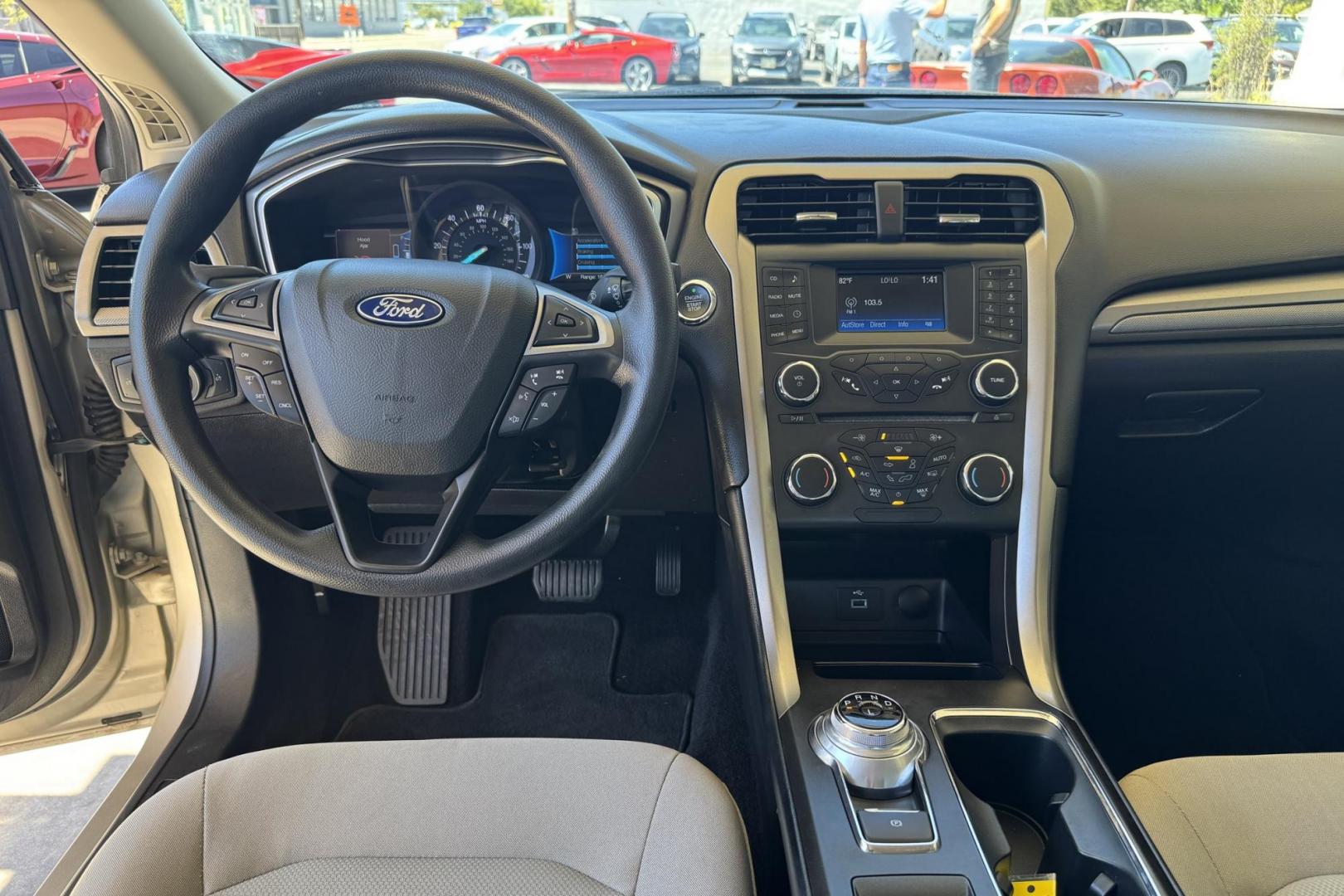 2018 Sandstone /Tan Ford Fusion (3FA6P0UU3JR) with an 4 Cyl 2.0 Liter Hybrid engine, Automatic transmission, located at 2304 W. Main St., Boise, ID, 83702, (208) 342-7777, 43.622105, -116.218658 - Only 6k Miles! Ready To Go! - Photo#8