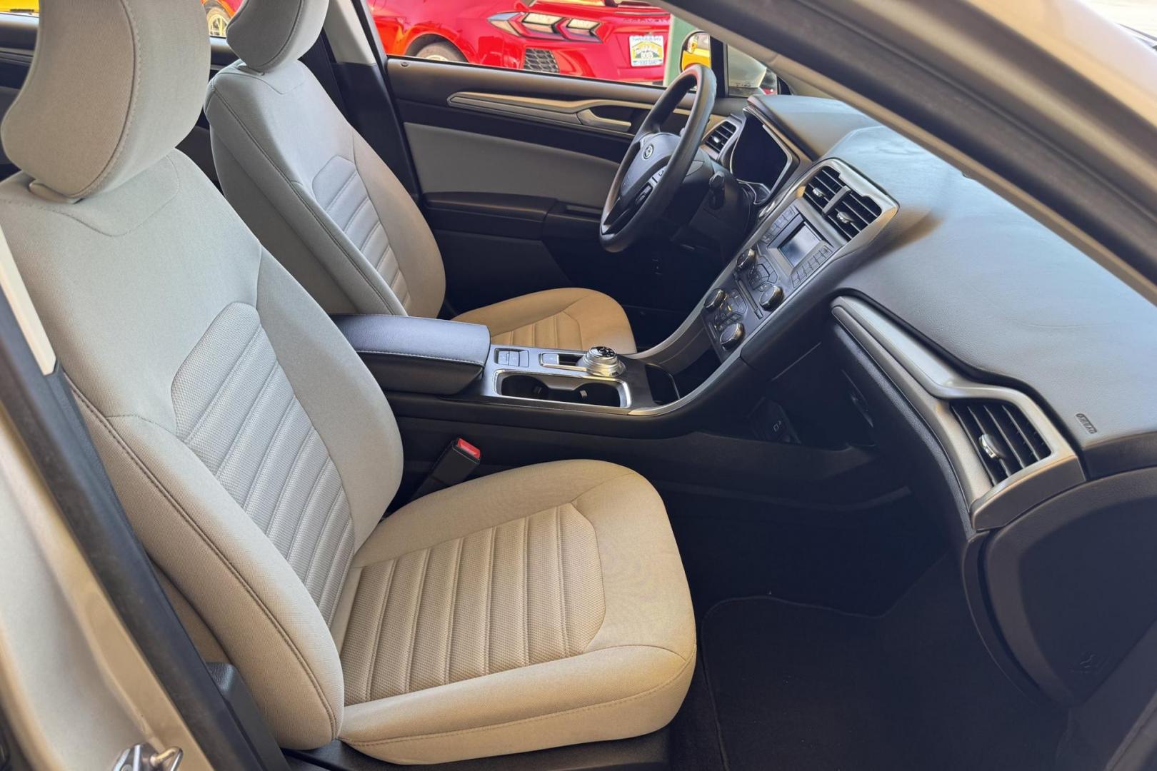 2018 Sandstone /Tan Ford Fusion (3FA6P0UU3JR) with an 4 Cyl 2.0 Liter Hybrid engine, Automatic transmission, located at 2304 W. Main St., Boise, ID, 83702, (208) 342-7777, 43.622105, -116.218658 - Only 6k Miles! Ready To Go! - Photo#11