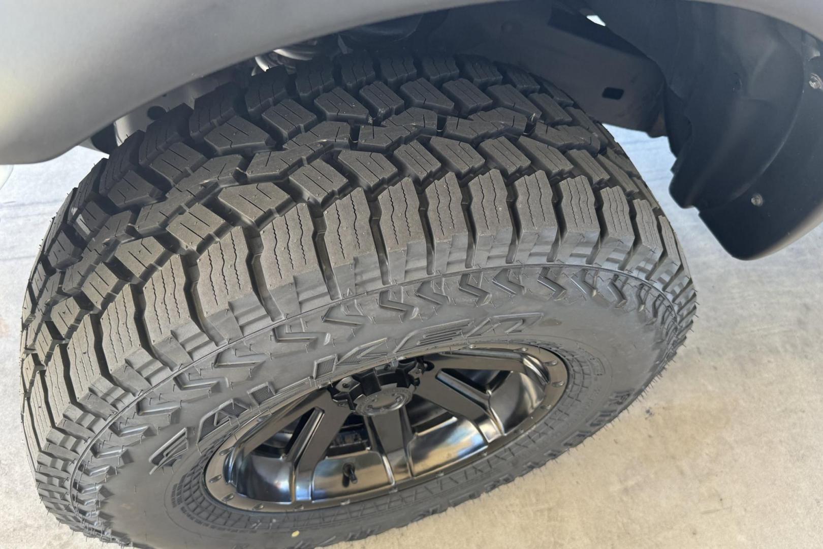 2001 White /Gray Toyota Tacoma SR5 TRD Off Road (5TEHN72N91Z) with an V6 3.4 Liter engine, Automatic transmission, located at 2304 W. Main St., Boise, ID, 83702, (208) 342-7777, 43.622105, -116.218658 - New Tires! Amazing Condition! - Photo#8