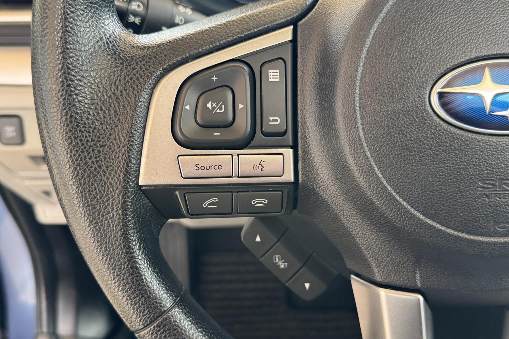 2018 Quartz Blue Pearl /Gray Subaru Forester Premium (JF2SJAGCXJH) with an H4 2.5 Liter engine, Automatic transmission, located at 2304 W. Main St., Boise, ID, 83702, (208) 342-7777, 43.622105, -116.218658 - Clean Low Mileage Forester! - Photo#6