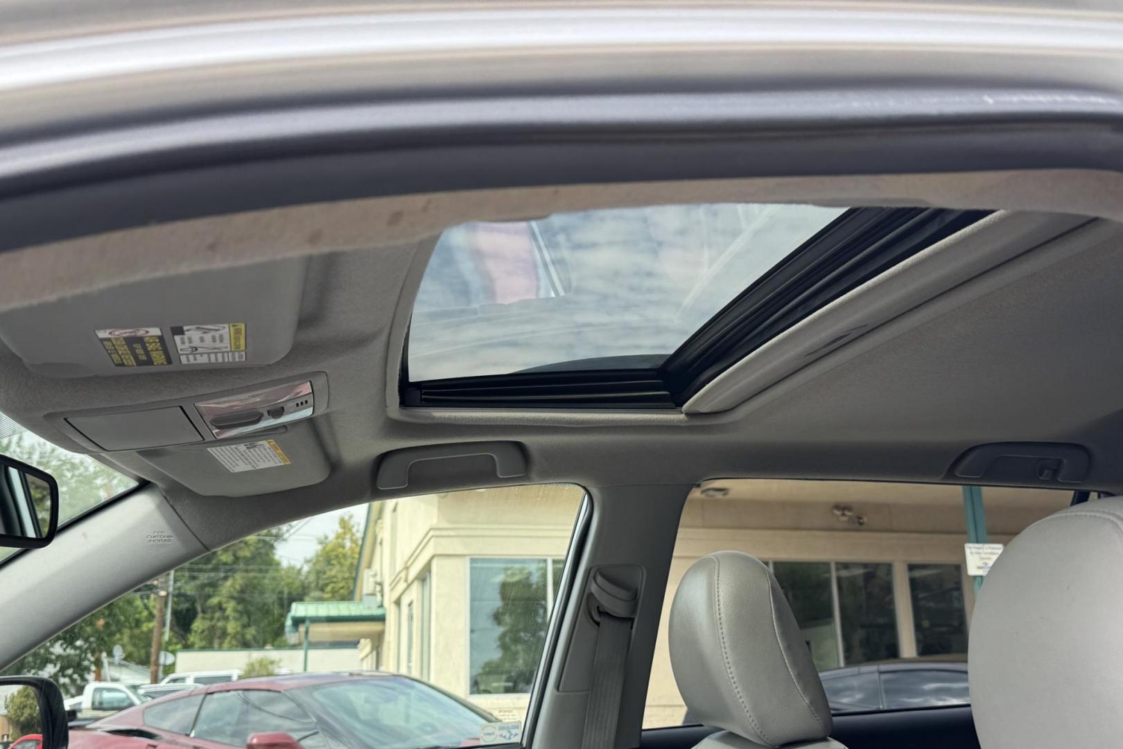 2011 Silver /Gray Toyota RAV4 Limited (2T3DK4DV5BW) with an V6 3.5 Liter engine, Automatic transmission, located at 2304 W. Main St., Boise, ID, 83702, (208) 342-7777, 43.622105, -116.218658 - Hard To Find! Great To Own! Idaho Vehicle Since New! - Photo#4