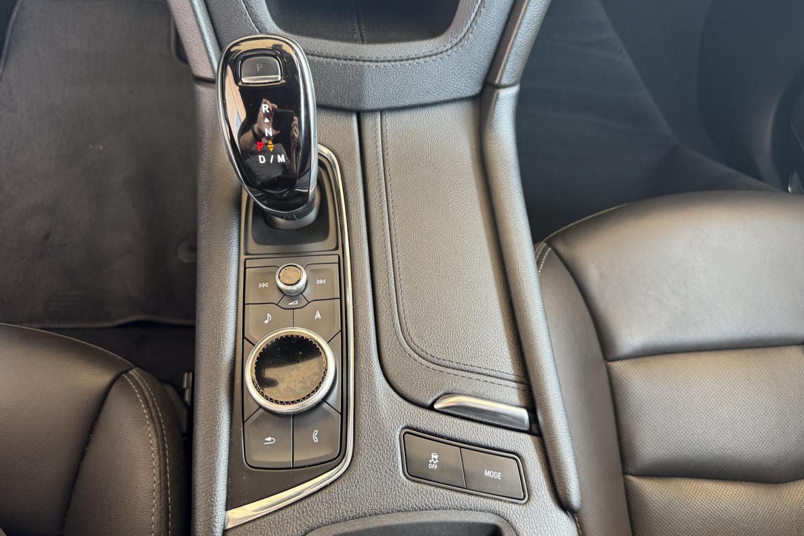2024 Opulent Blue /Jet Black Cadillac XT5 Premium Luxury (1GYKNDR43RZ) with an 4 Cyl 2.0 Liter Turbo engine, Automatic 9 Speed transmission, located at 2304 W. Main St., Boise, ID, 83702, (208) 342-7777, 43.622105, -116.218658 - Photo#8