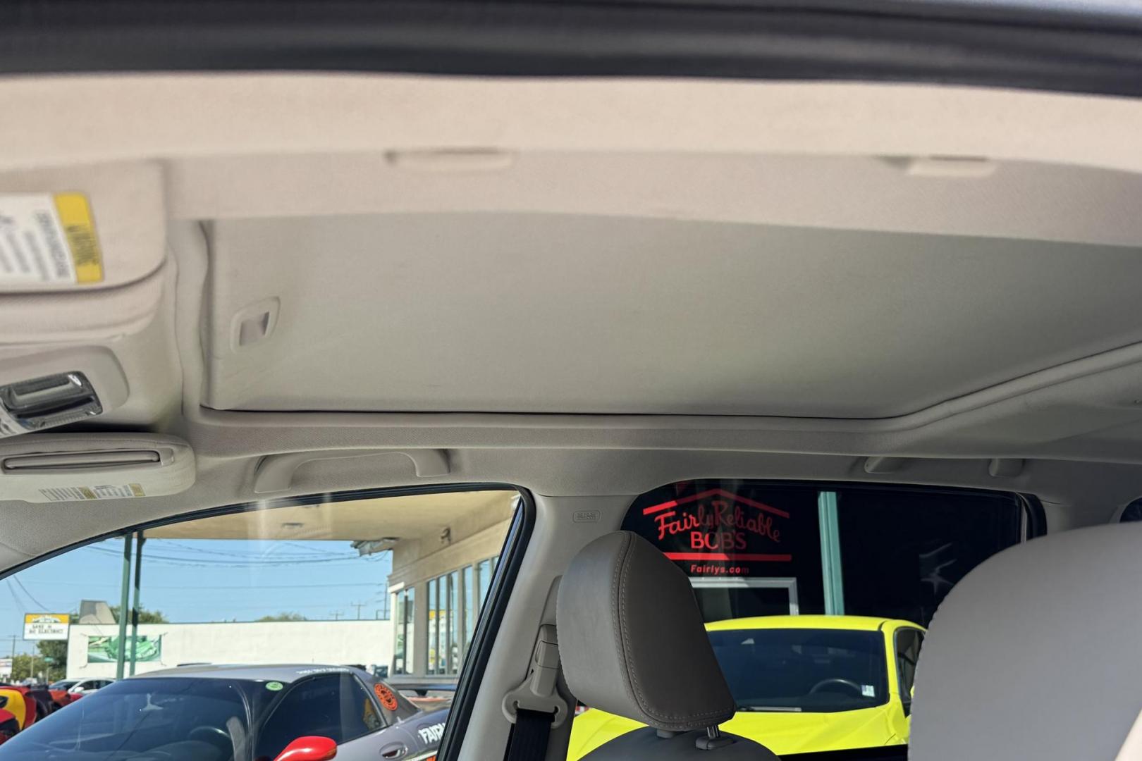 2016 Jasmine Green Metallic /Platinum Leather Subaru Forester Touring (JF2SJAXC7GH) with an H4 2.5 Liter engine, Automatic transmission, located at 2304 W. Main St., Boise, ID, 83702, (208) 342-7777, 43.622105, -116.218658 - Highly Optioned And Low Mileage Forester Touring! New Tires Too! - Photo#5