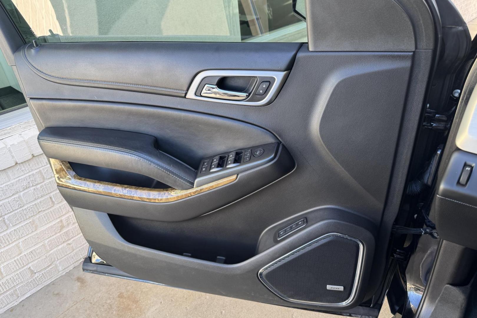 2015 Black /Jet Black GMC Yukon Denali (1GKS2CKJ2FR) with an V8 6.2 Liter engine, Automatic 8 Speed transmission, located at 2304 W. Main St., Boise, ID, 83702, (208) 342-7777, 43.622105, -116.218658 - Well Optioned! Clean With New Tires Too! - Photo#7