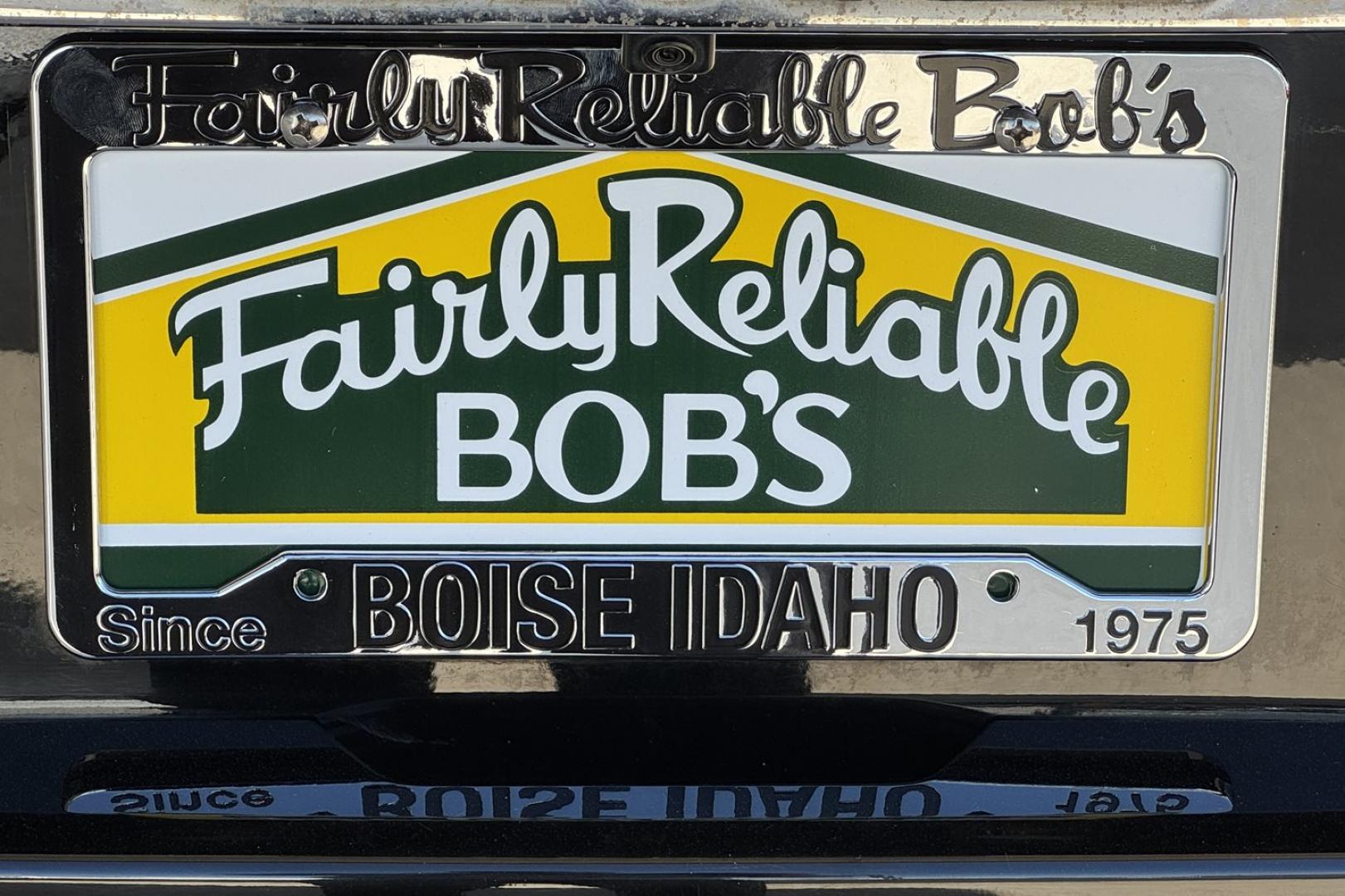 2015 Black /Jet Black GMC Yukon Denali (1GKS2CKJ2FR) with an V8 6.2 Liter engine, Automatic 8 Speed transmission, located at 2304 W. Main St., Boise, ID, 83702, (208) 342-7777, 43.622105, -116.218658 - Well Optioned! Clean With New Tires Too! - Photo#25