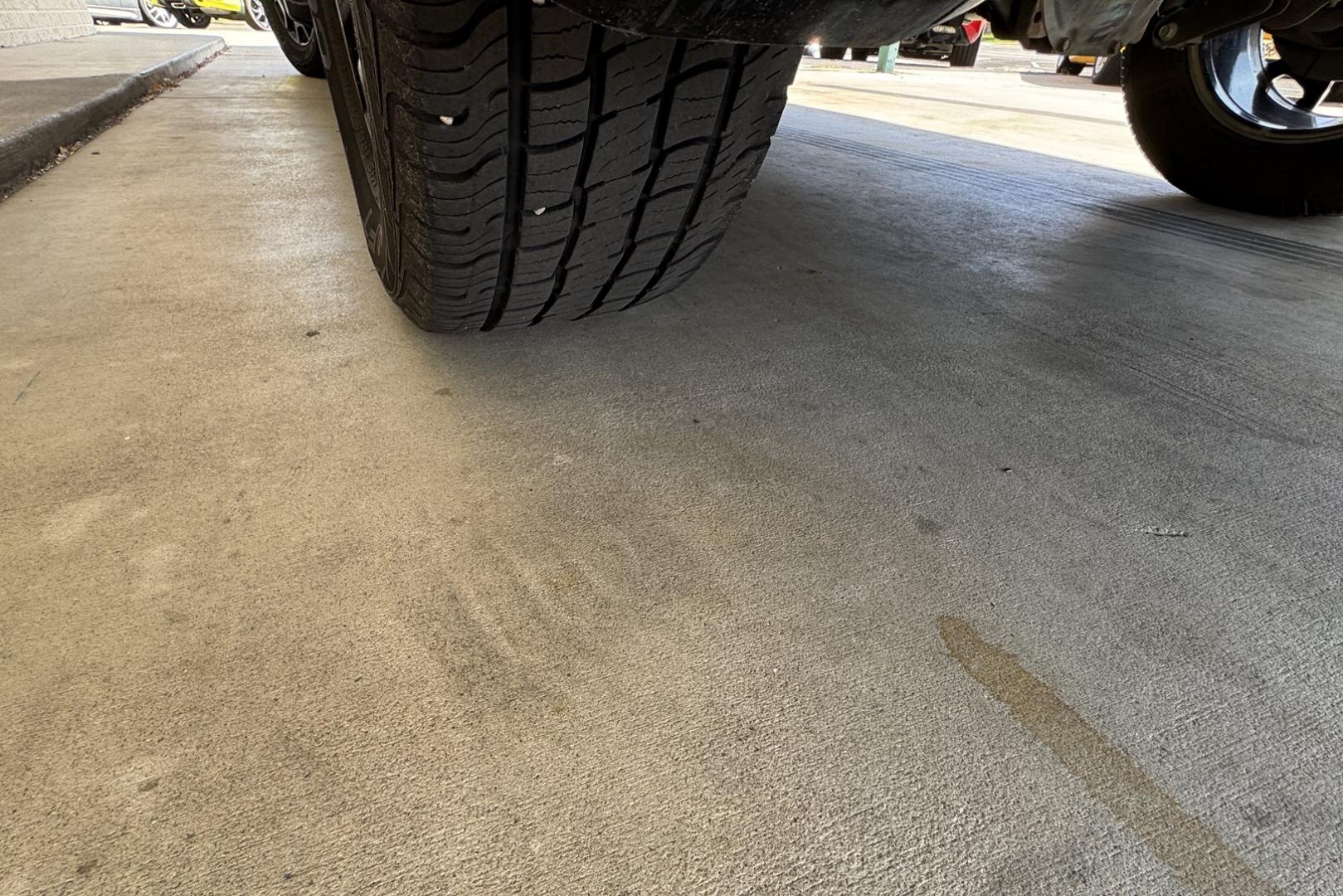 2018 White /Gray Nissan Frontier SV Value (1N6AD0ER4JN) with an V6 4.0 Liter engine, Automatic transmission, located at 2304 W. Main St., Boise, ID, 83702, (208) 342-7777, 43.622105, -116.218658 - 2018 Nissan Frontier Crew Cab SV Value Midnight Edition Two Wheel Drive - Photo#19