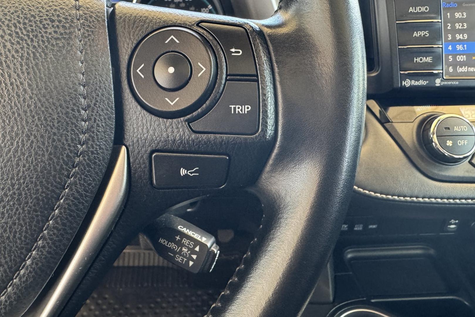 2018 White /Black Toyota RAV4 XLE (JTMRJREV5JD) with an 4 Cyl 2.5 Liter Hybrid engine, Automatic transmission, located at 2304 W. Main St., Boise, ID, 83702, (208) 342-7777, 43.622105, -116.218658 - Hybrid All Wheel Drive RAV4! Ready To Go! - Photo#8