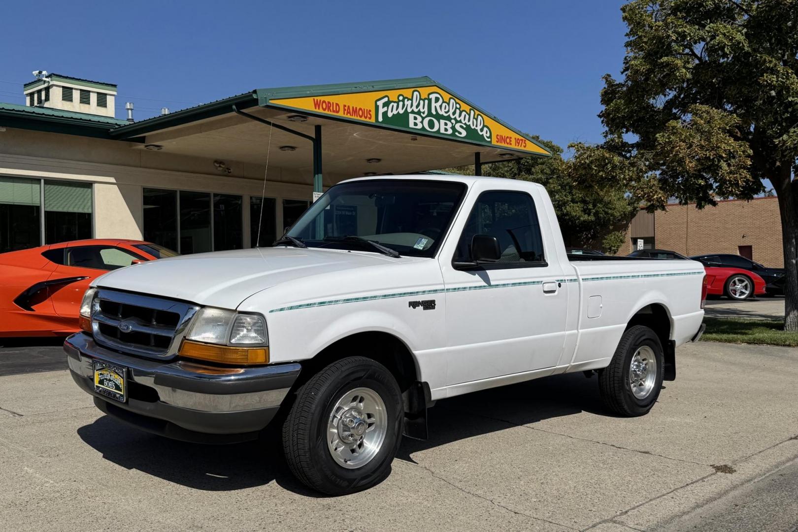 1998 White /Gray Ford Ranger XLT (1FTYR10C5WU) with an 4 Cyl 2.5 Liter engine, 5 Speed transmission, located at 2304 W. Main St., Boise, ID, 83702, (208) 342-7777, 43.622105, -116.218658 - New Tires! Low Mileage! Ready To Go! - Photo#0