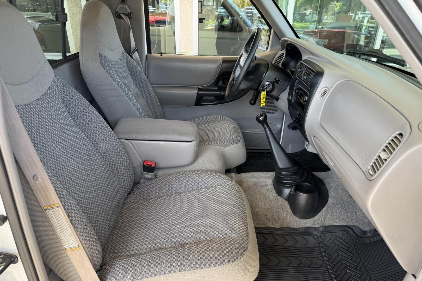 1998 White /Gray Ford Ranger XLT (1FTYR10C5WU) with an 4 Cyl 2.5 Liter engine, 5 Speed transmission, located at 2304 W. Main St., Boise, ID, 83702, (208) 342-7777, 43.622105, -116.218658 - New Tires! Low Mileage! Ready To Go! - Photo#9