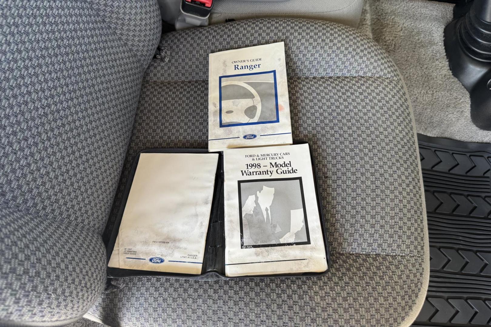 1998 White /Gray Ford Ranger XLT (1FTYR10C5WU) with an 4 Cyl 2.5 Liter engine, 5 Speed transmission, located at 2304 W. Main St., Boise, ID, 83702, (208) 342-7777, 43.622105, -116.218658 - New Tires! Low Mileage! Ready To Go! - Photo#10