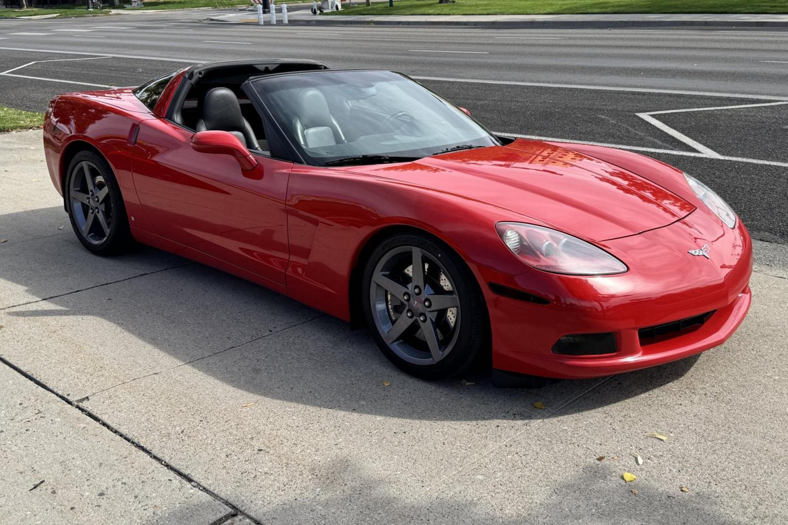 2007 Victory Red /Black Chevrolet Corvette 1LT Z51 (1G1YY25U075) with an V8 6.0 Liter engine, 6 Speed Manual transmission, located at 2304 W. Main St., Boise, ID, 83702, (208) 342-7777, 43.622105, -116.218658 - 6 Speed Manual Coupe! Low Mileage And Ready To Go! - Photo#2