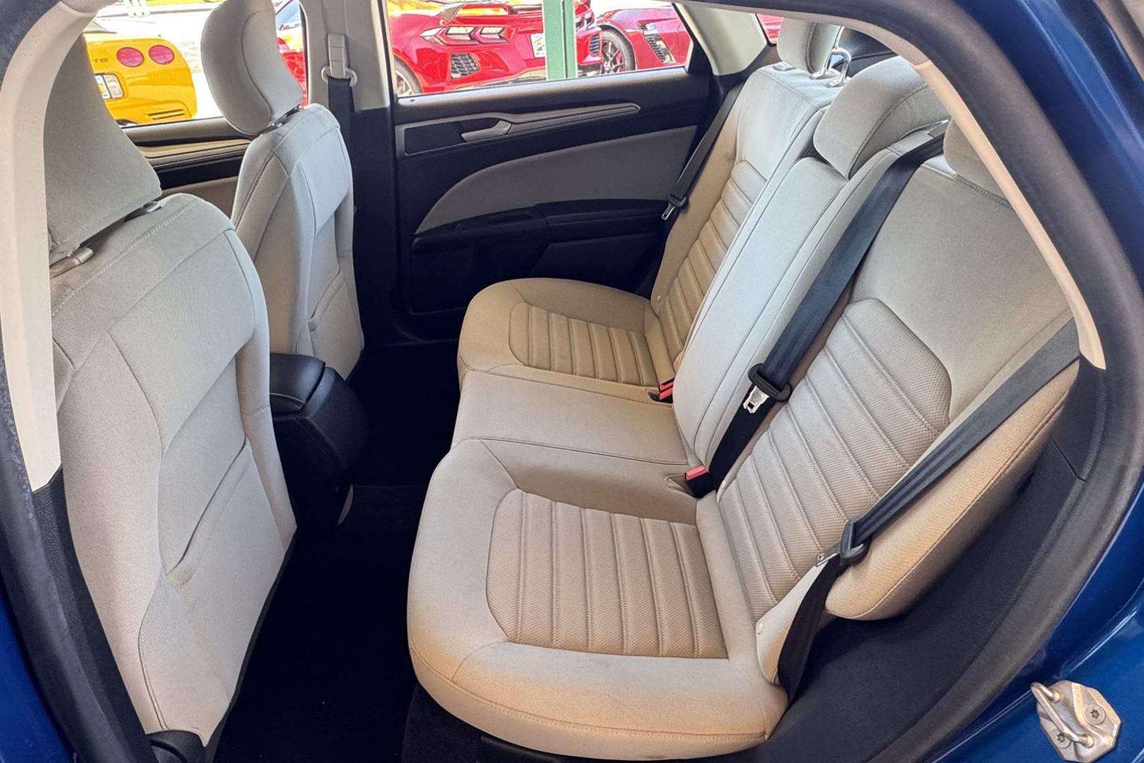 2018 Blue Lightning Metallic /Gray Ford Fusion (3FA6P0UU3JR) with an 4 Cyl 2.0 Liter Hybrid engine, Automatic transmission, located at 2304 W. Main St., Boise, ID, 83702, (208) 342-7777, 43.622105, -116.218658 - Great Fuel Economy! Smooth Ride Too! - Photo#6