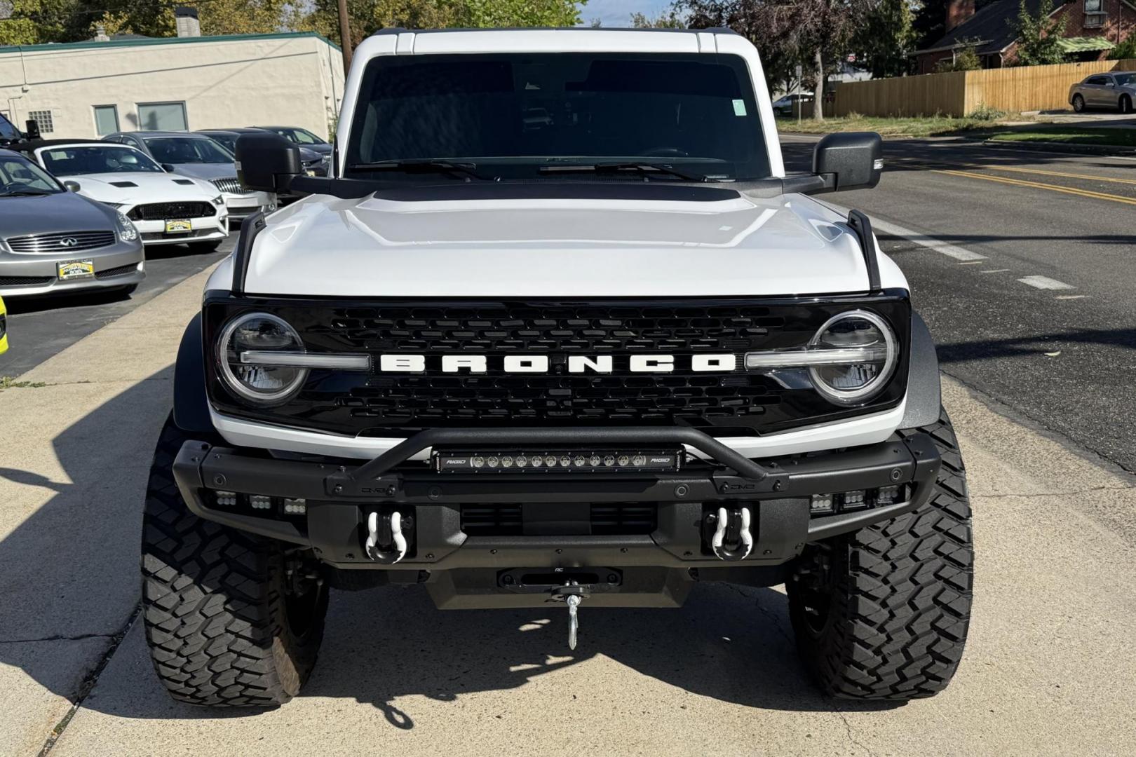 2021 White /Black Ford Bronco Wildtrak (1FMDE5CP4ML) with an V6 2.7 Liter Twin Turbo engine, Automatic 10 Speed transmission, located at 2304 W. Main St., Boise, ID, 83702, (208) 342-7777, 43.622105, -116.218658 - Loaded With Safety Features! A Lot Of Extra Accessories! - Photo#3