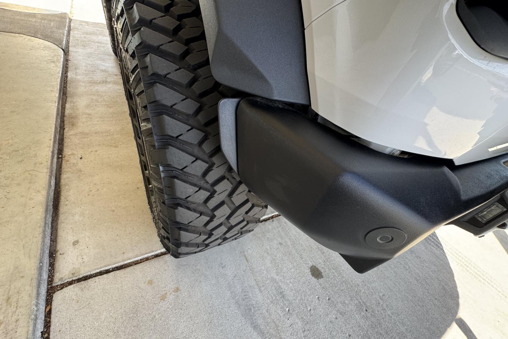 2021 White /Black Ford Bronco Wildtrak (1FMDE5CP4ML) with an V6 2.7 Liter Twin Turbo engine, Automatic 10 Speed transmission, located at 2304 W. Main St., Boise, ID, 83702, (208) 342-7777, 43.622105, -116.218658 - Loaded With Safety Features! A Lot Of Extra Accessories! - Photo#21