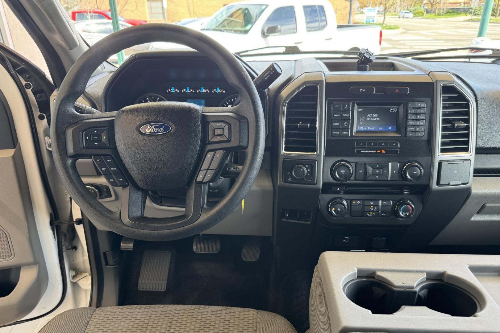 2016 Oxford White /Gray Ford F-150 XLT (1FTFW1EFXGF) with an V8 5.0 Liter engine, Automatic transmission, located at 2304 W. Main St., Boise, ID, 83702, (208) 342-7777, 43.622105, -116.218658 - Seats 6! Ready To Haul! - Photo#9