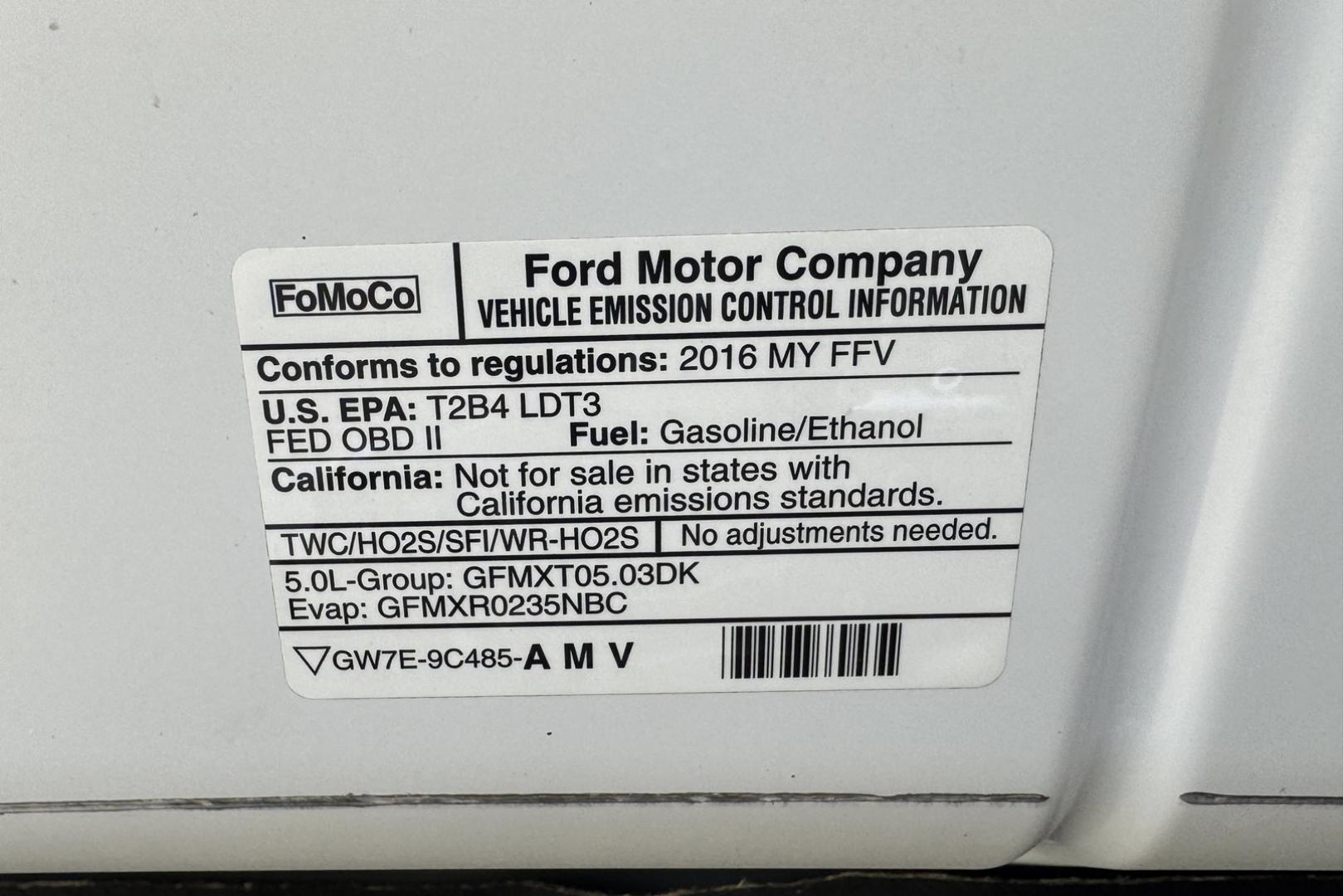 2016 Oxford White /Gray Ford F-150 XLT (1FTFW1EFXGF) with an V8 5.0 Liter engine, Automatic transmission, located at 2304 W. Main St., Boise, ID, 83702, (208) 342-7777, 43.622105, -116.218658 - Seats 6! Ready To Haul! - Photo#12