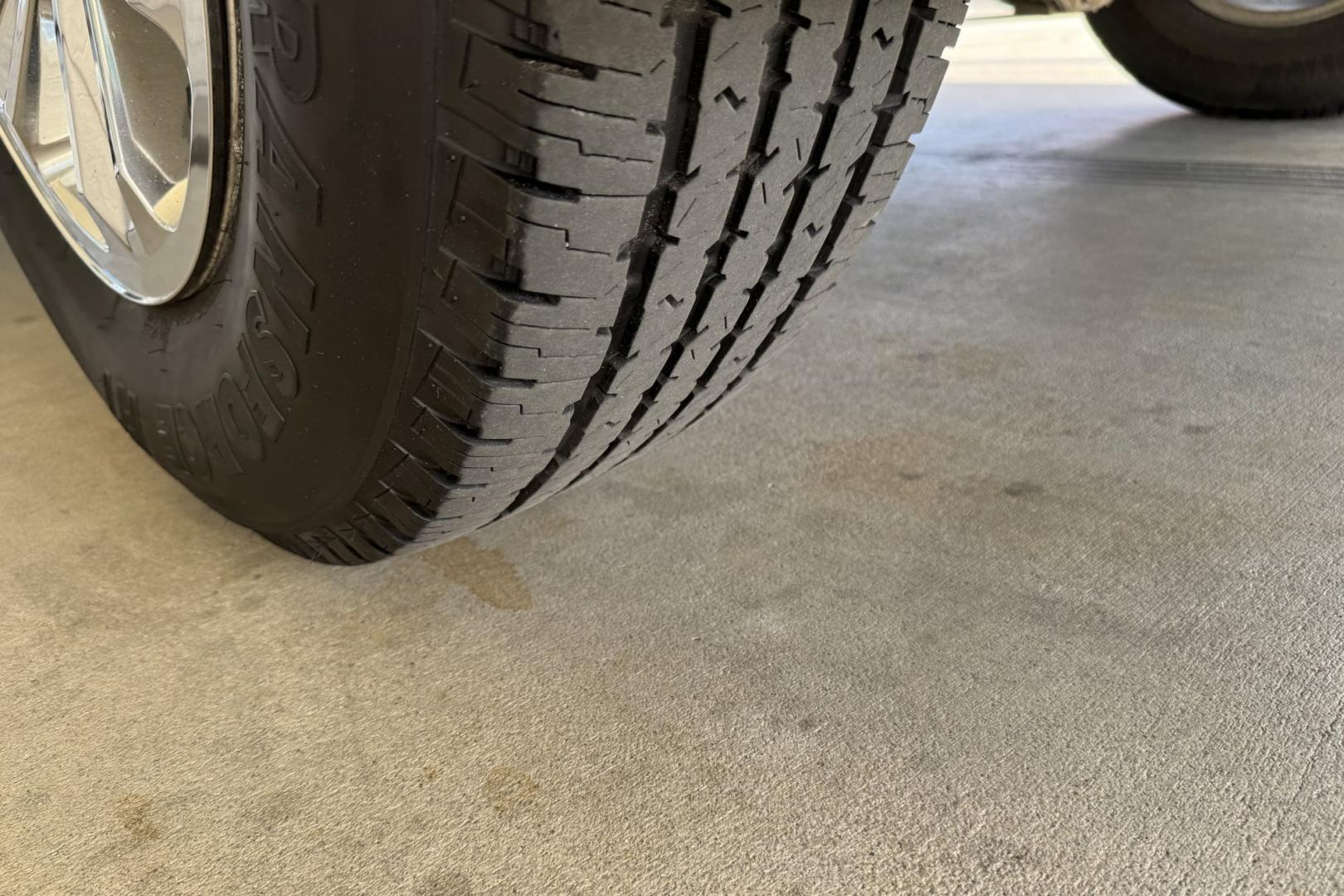 2016 Oxford White /Gray Ford F-150 XLT (1FTFW1EFXGF) with an V8 5.0 Liter engine, Automatic transmission, located at 2304 W. Main St., Boise, ID, 83702, (208) 342-7777, 43.622105, -116.218658 - Seats 6! Ready To Haul! - Photo#18