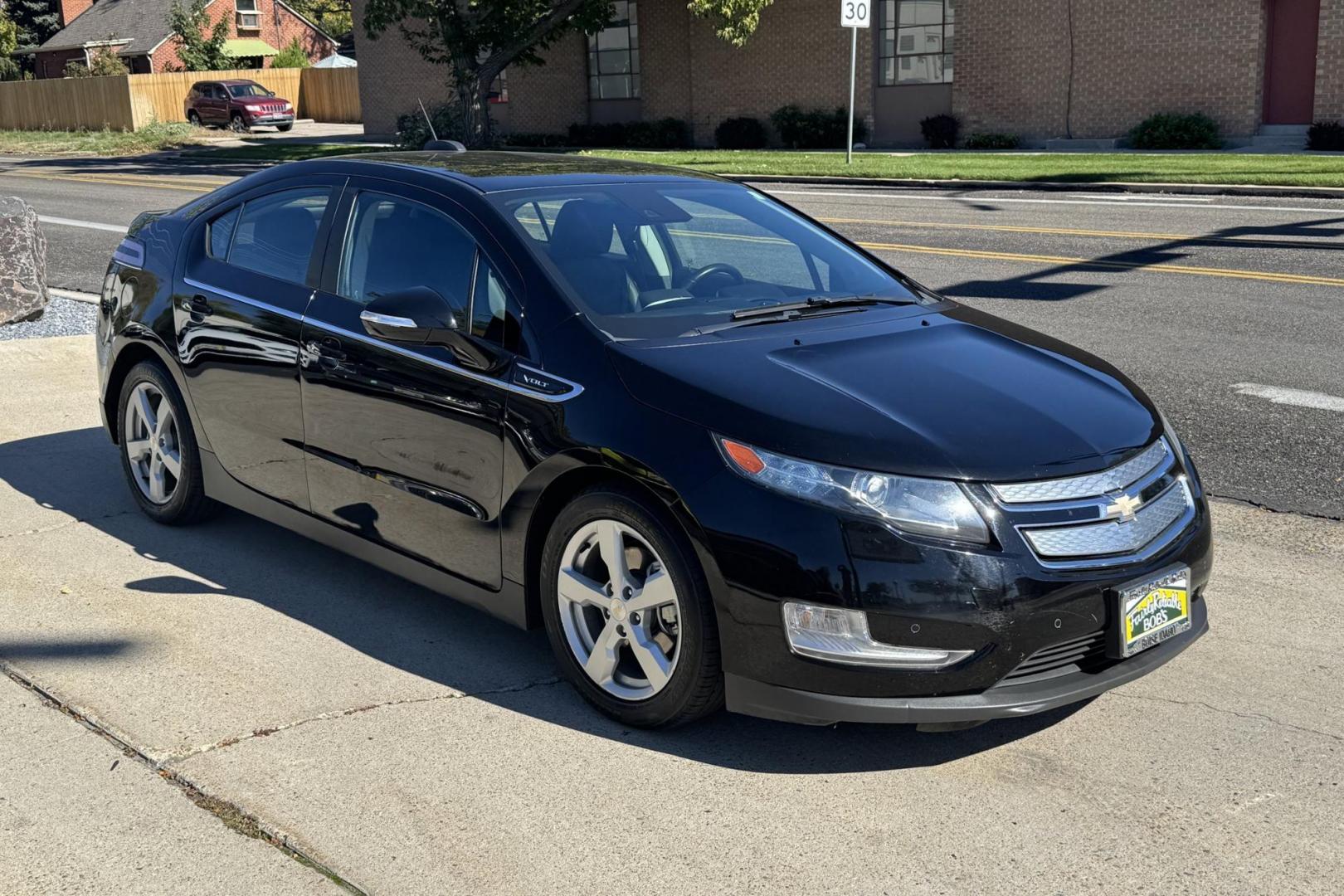 2015 Black /Black Chevrolet Volt Premium (1G1RD6E47FU) with an 4 Cyl 1.4 Liter Hybrid engine, Automatic transmission, located at 2304 W. Main St., Boise, ID, 83702, (208) 342-7777, 43.622105, -116.218658 - New Tires! Great Fuel Economy! - Photo#2