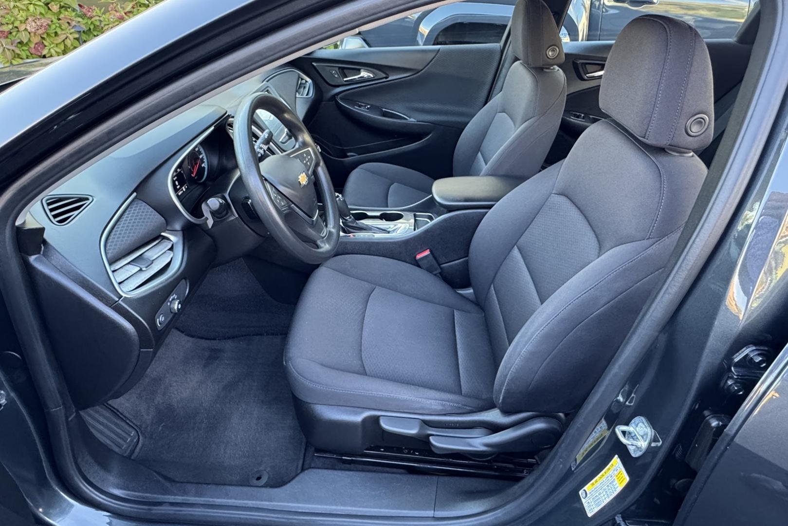 2018 Gray /Black Chevrolet Malibu LS (1G1ZC5ST8JF) with an 4 Cyl 1.5 Liter Turbo engine, Automatic 6 Speed transmission, located at 2304 W. Main St., Boise, ID, 83702, (208) 342-7777, 43.622105, -116.218658 - Great Fuel Economy! A Lot Of Leg Room Too! - Photo#6
