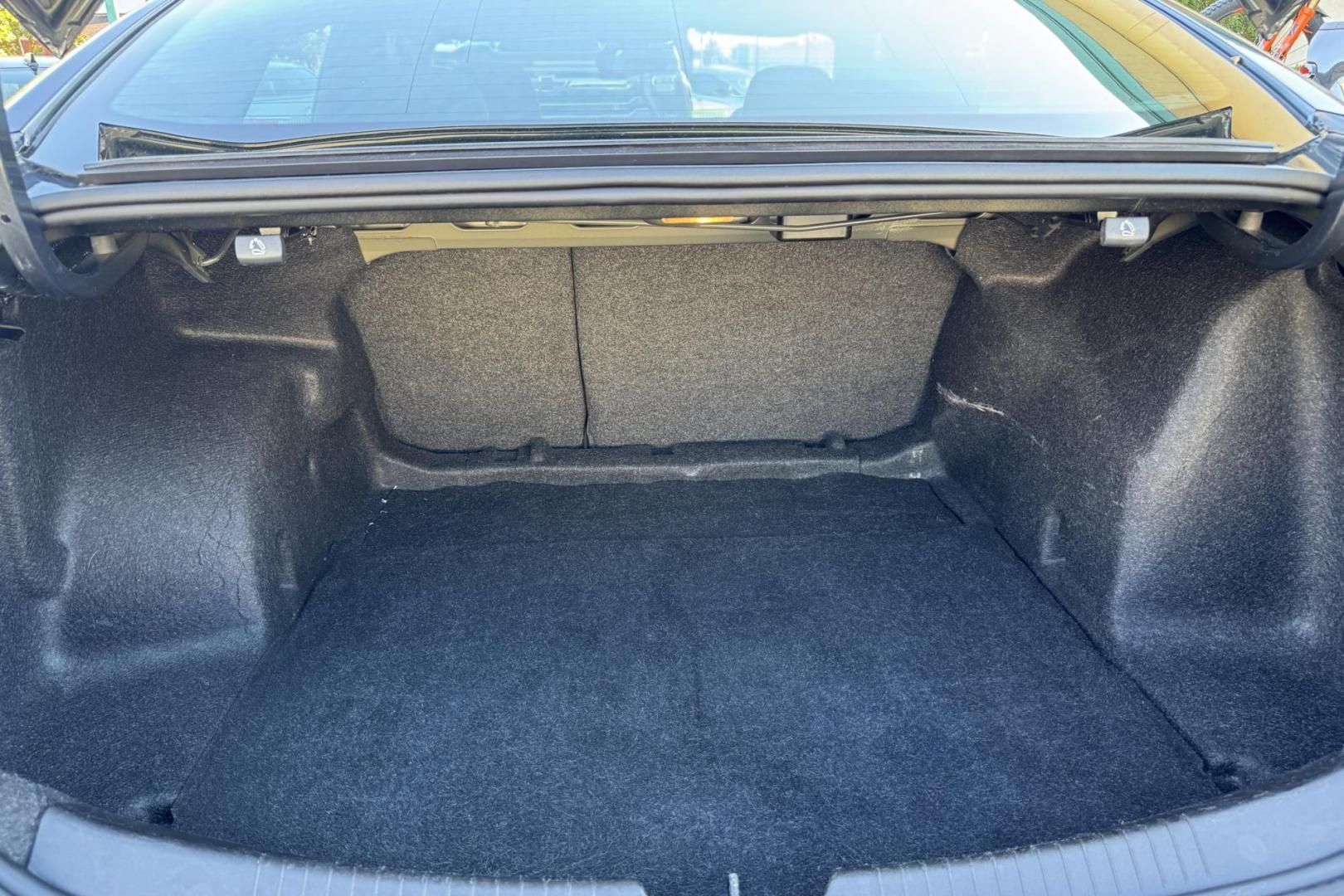 2018 Gray /Black Chevrolet Malibu LS (1G1ZC5ST8JF) with an 4 Cyl 1.5 Liter Turbo engine, Automatic 6 Speed transmission, located at 2304 W. Main St., Boise, ID, 83702, (208) 342-7777, 43.622105, -116.218658 - Great Fuel Economy! A Lot Of Leg Room Too! - Photo#19