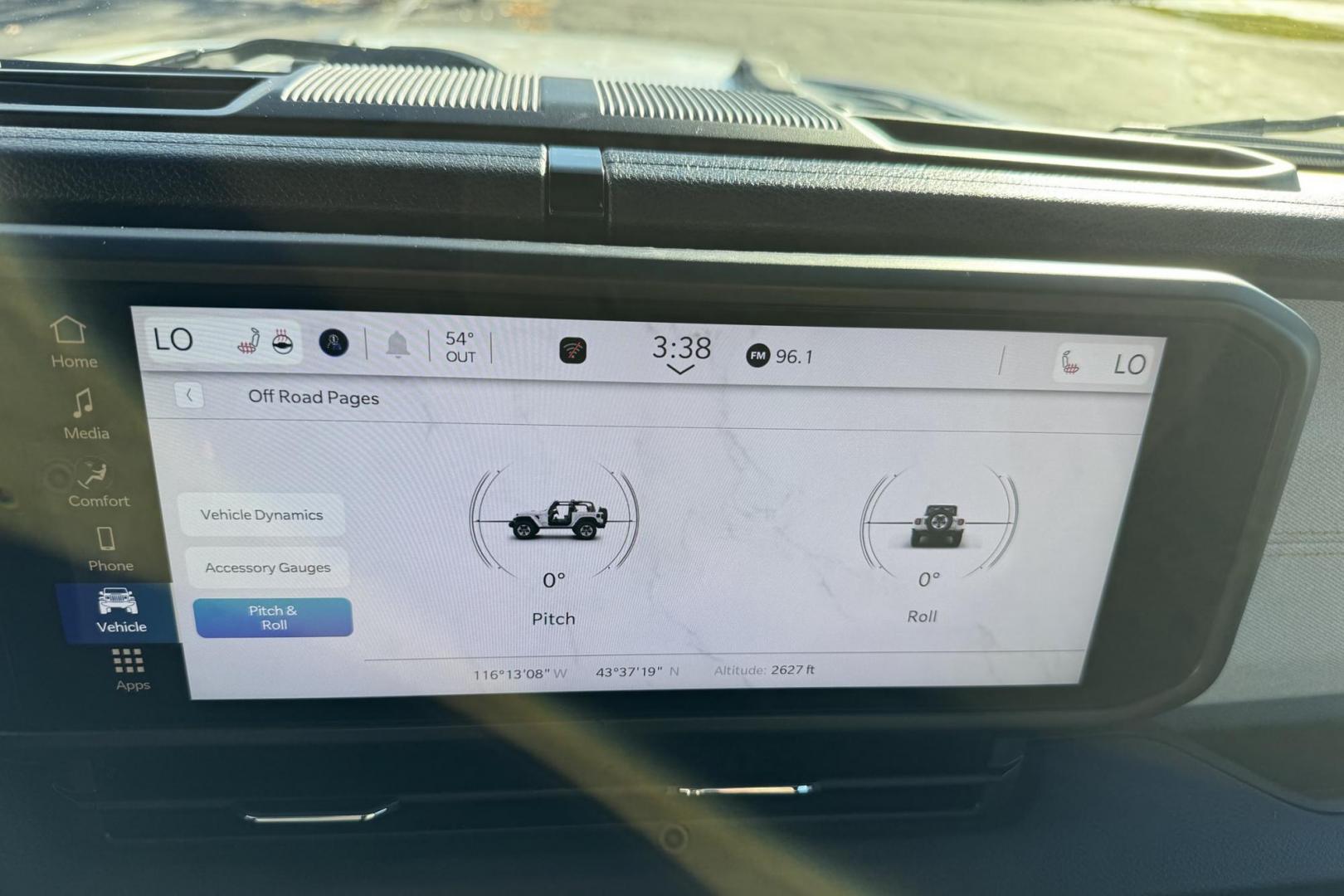 2024 White /Black Jeep Wrangler Willys (1C4PJXAG0RW) with an V6 3.6 Liter engine, 6 Speed Manual transmission, located at 2304 W. Main St., Boise, ID, 83702, (208) 342-7777, 43.622105, -116.218658 - Remaining Factory Warranty! New Tires! Manual 6 Speed Transmission! - Photo#22