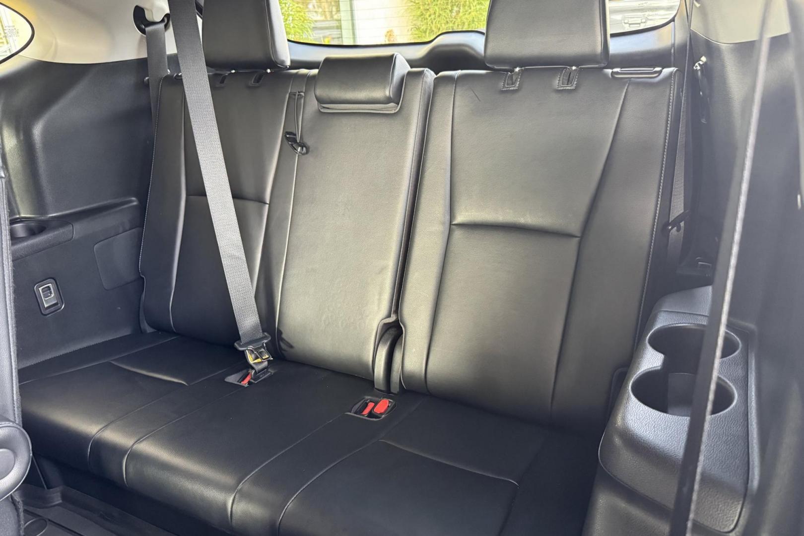 2022 Celestial Silver Metallic /Black Toyota Highlander Limited (5TDDZRBH9NS) with an V6 3.5 Liter engine, Automatic 8 Speed transmission, located at 2304 W. Main St., Boise, ID, 83702, (208) 342-7777, 43.622105, -116.218658 - Low Mileage & Clean! Loaded With Safety Features Too! - Photo#14